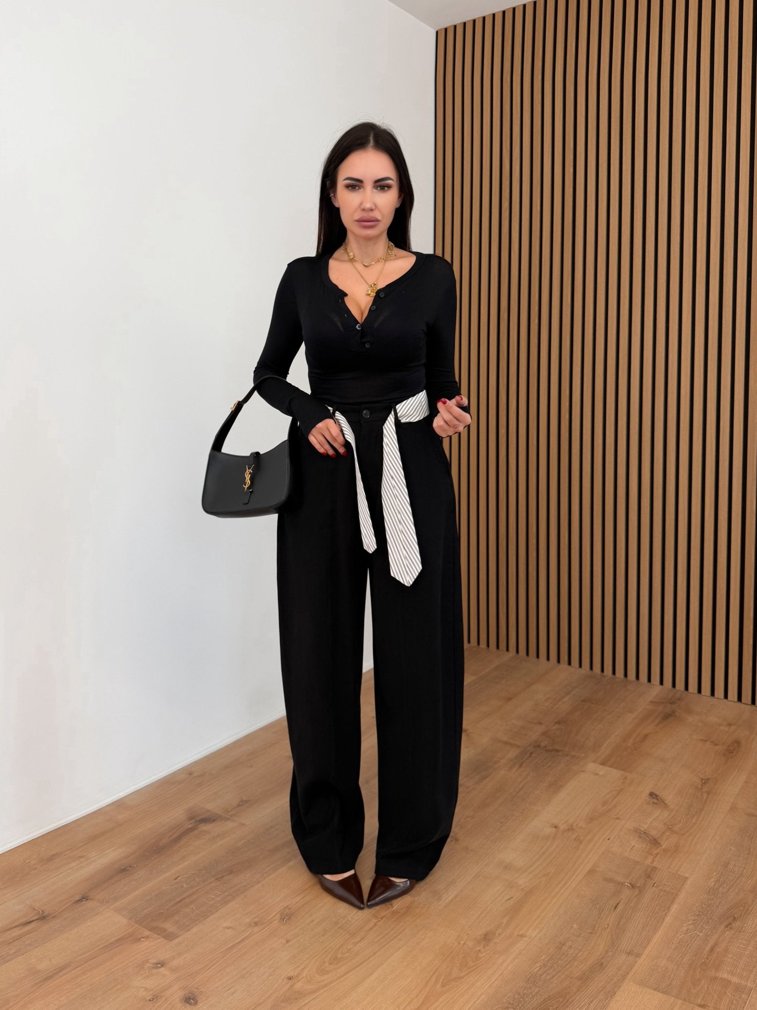 Maglietta Serafino - Nera - SAINTH