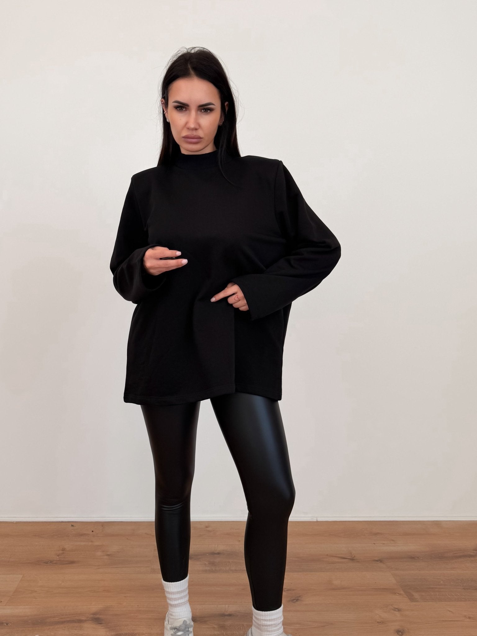 Felpa Maxi Spalla - Nera - SAINTH