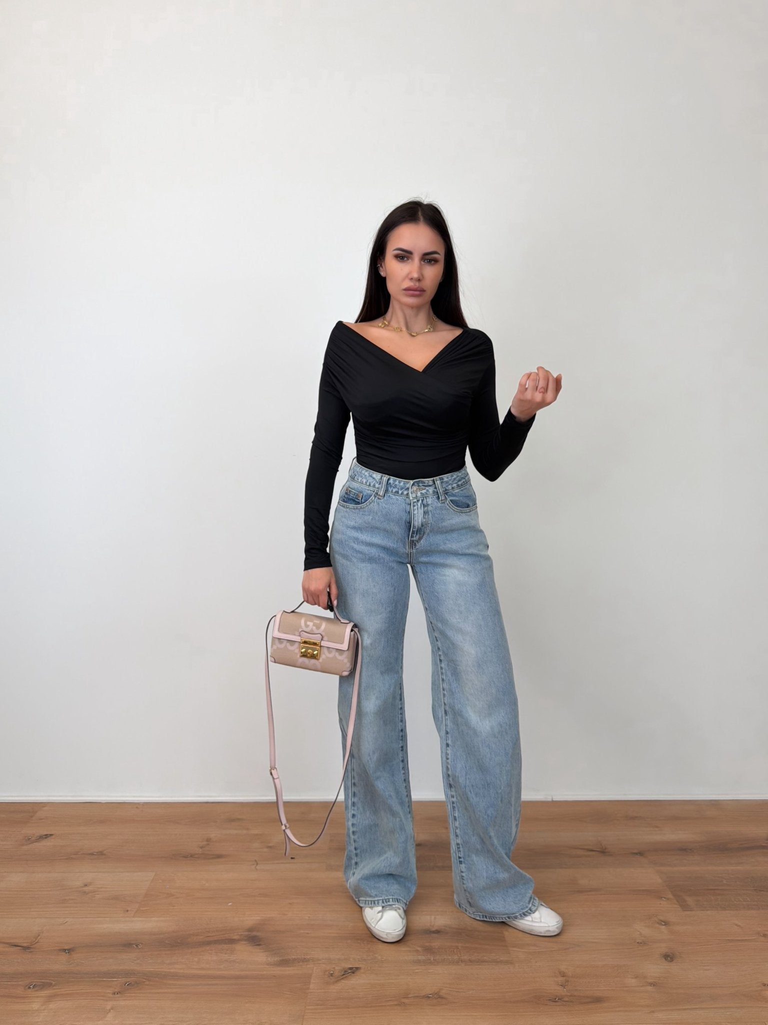 Maglia Drappeggio - Nera - SAINTH