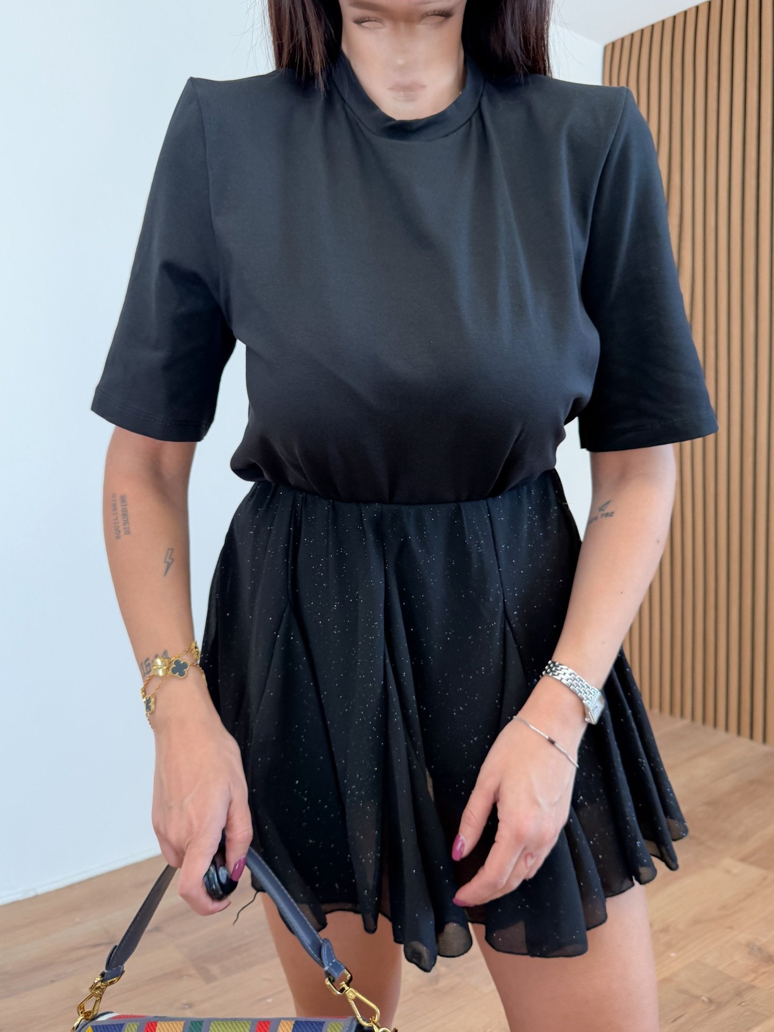 Maglia Spallina - Nera - SAINTH