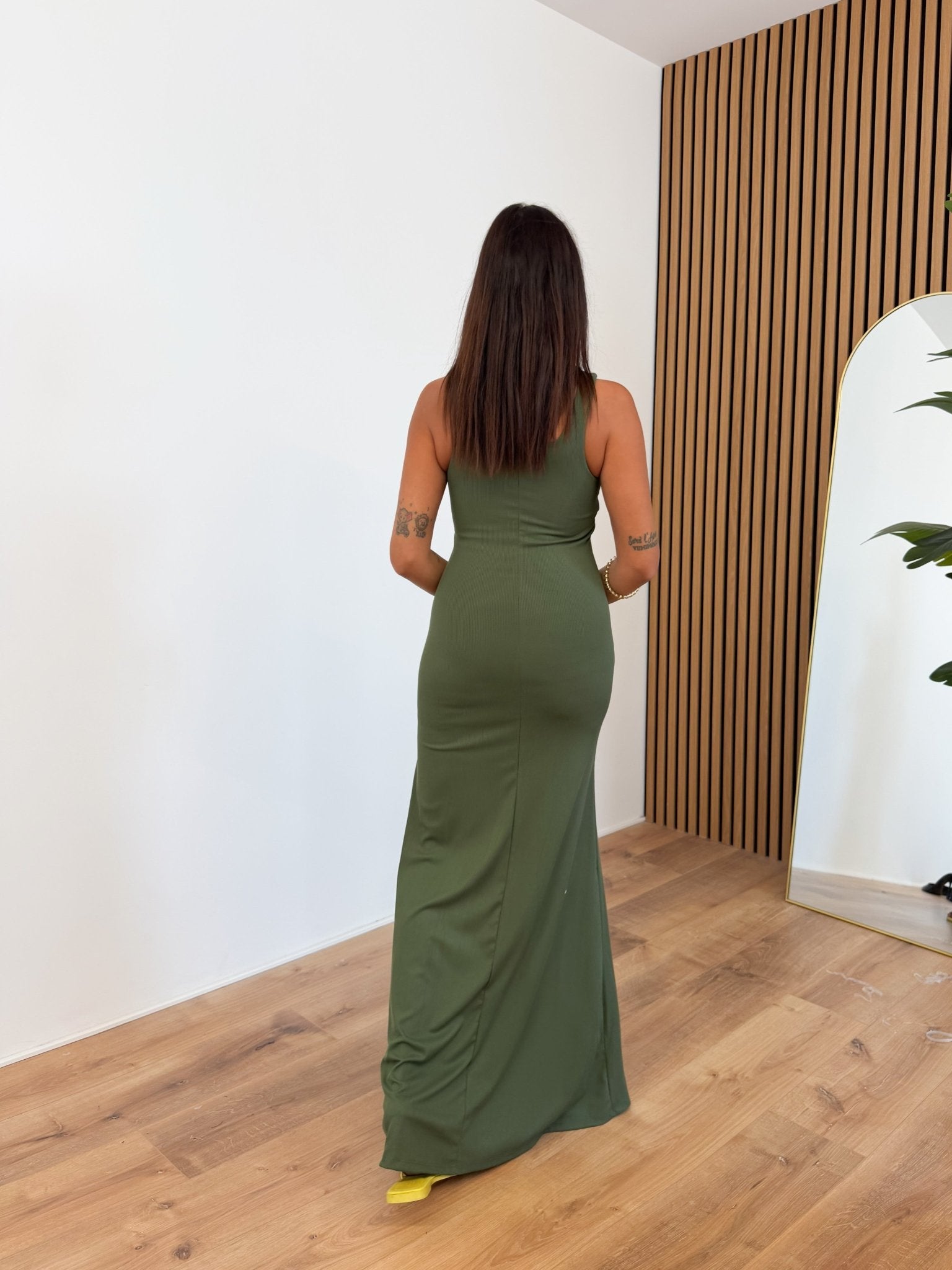 Abito Plain - Army Green - SAINTH