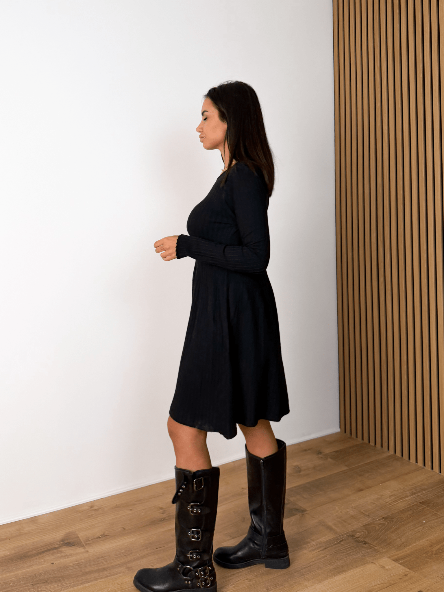 Abito Pull Simple - Nero - SAINTH