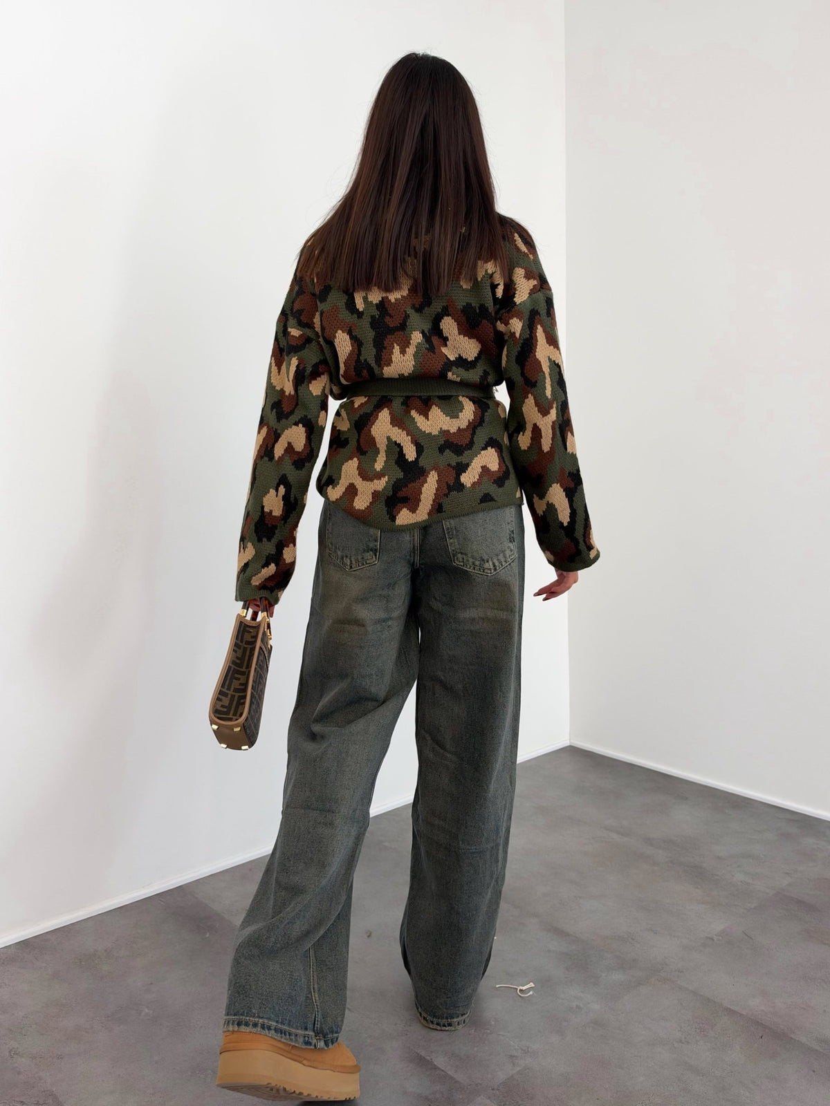 Cardigan War - Camouflage - SAINTH
