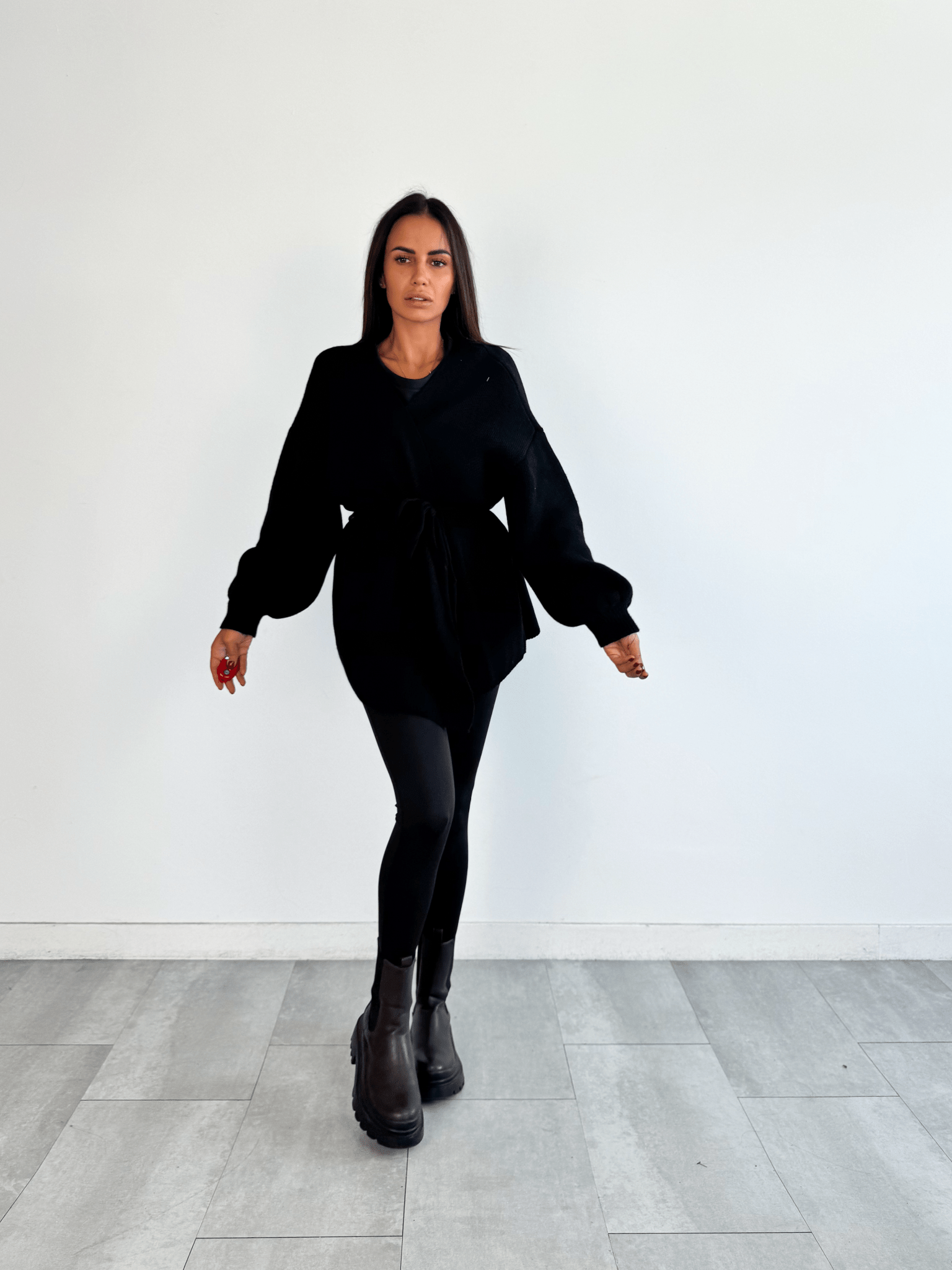 Pull Lovely - Nero - SAINTH