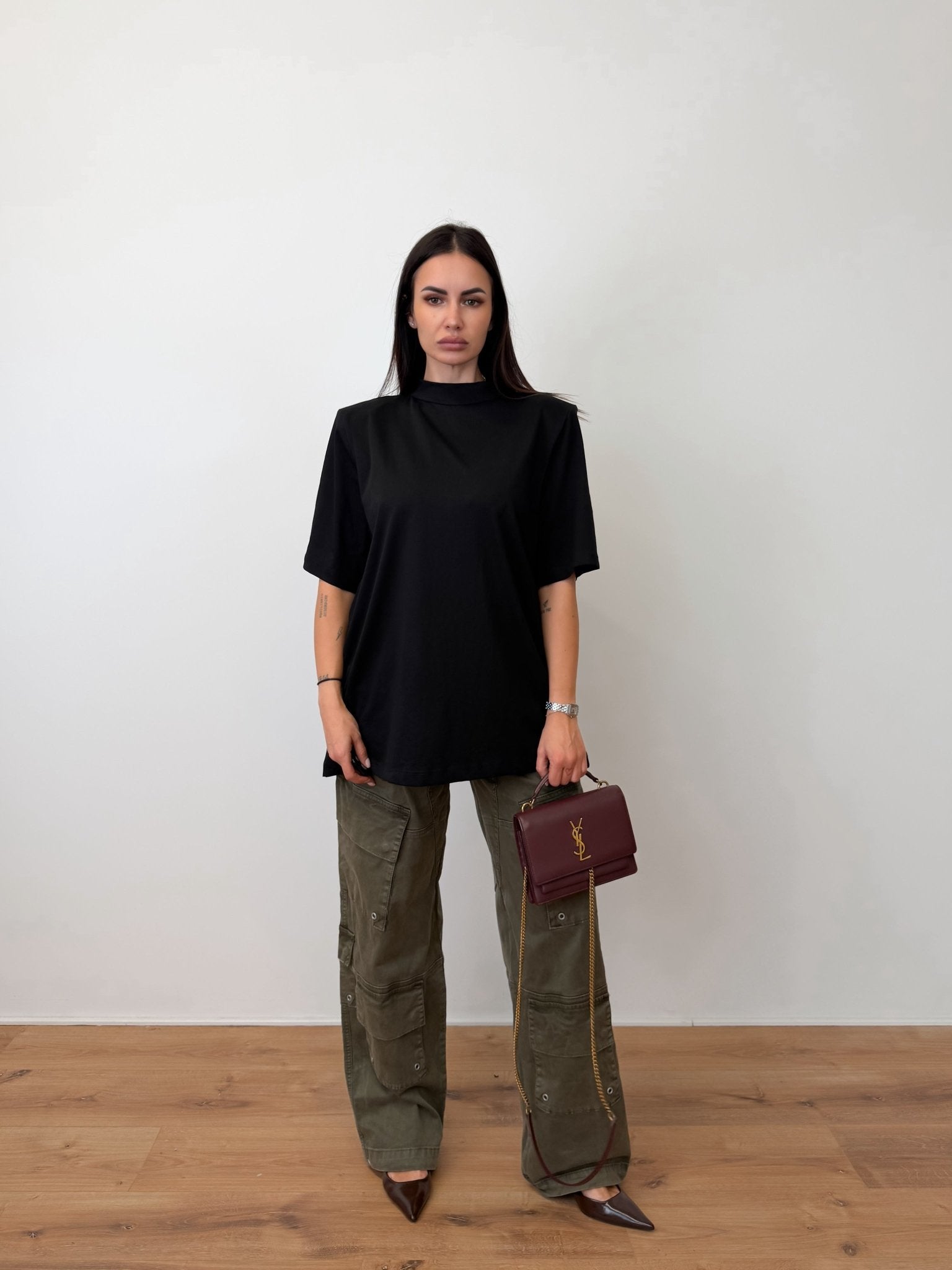 Maglia Over Spalle Interne - Nera - SAINTH