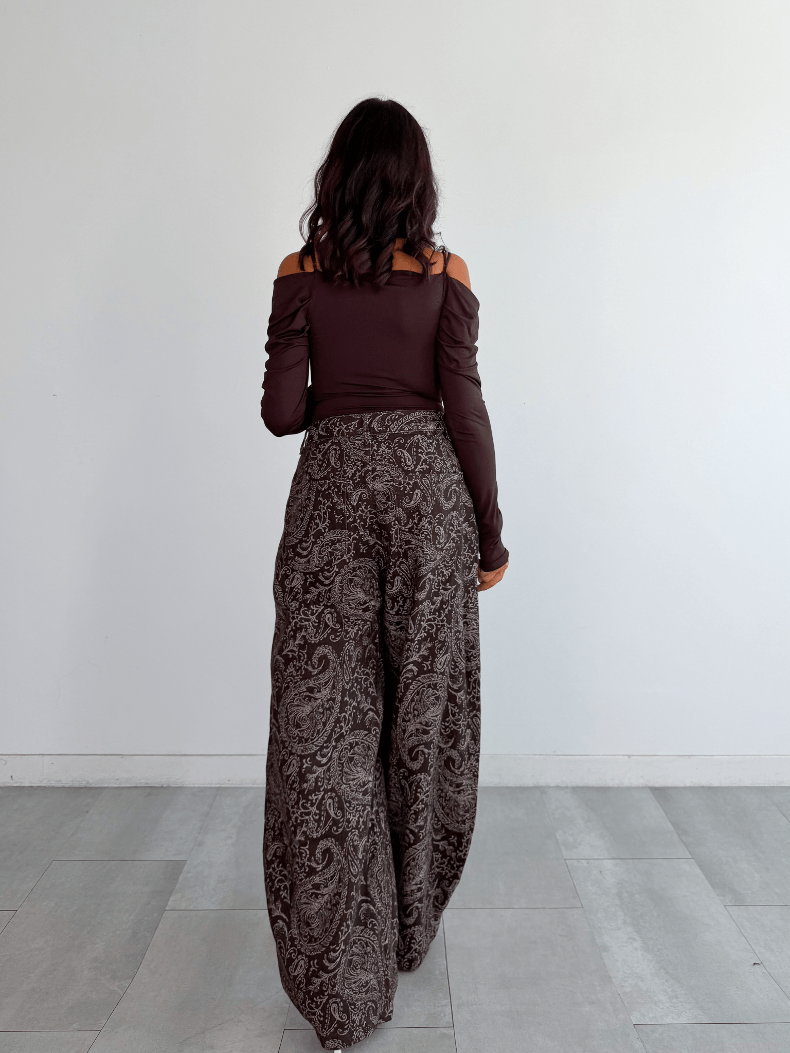 Maglietta Asimmetrica - Marrone - SAINTH