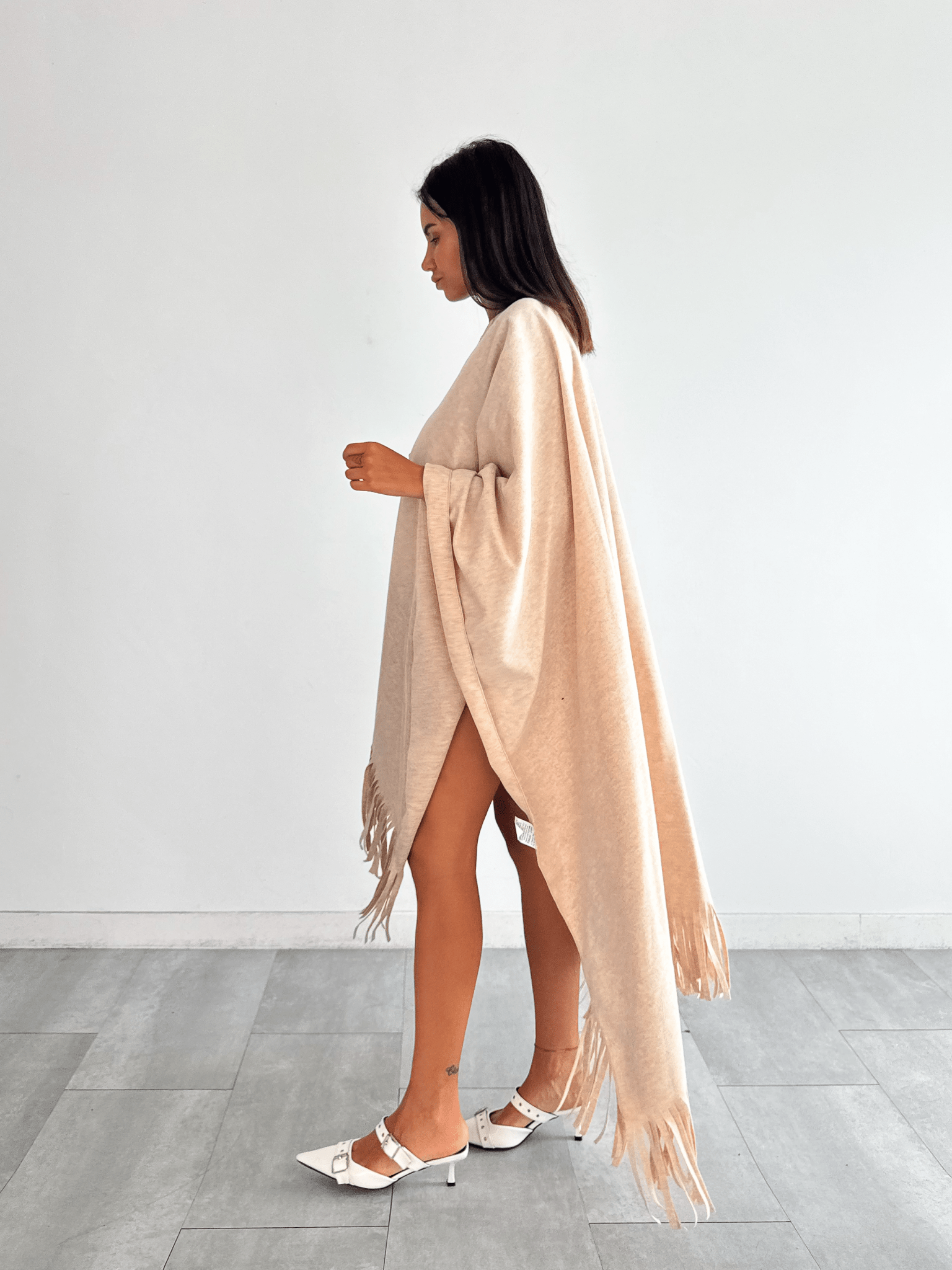 Mantella Fringe - Beige - SAINTH