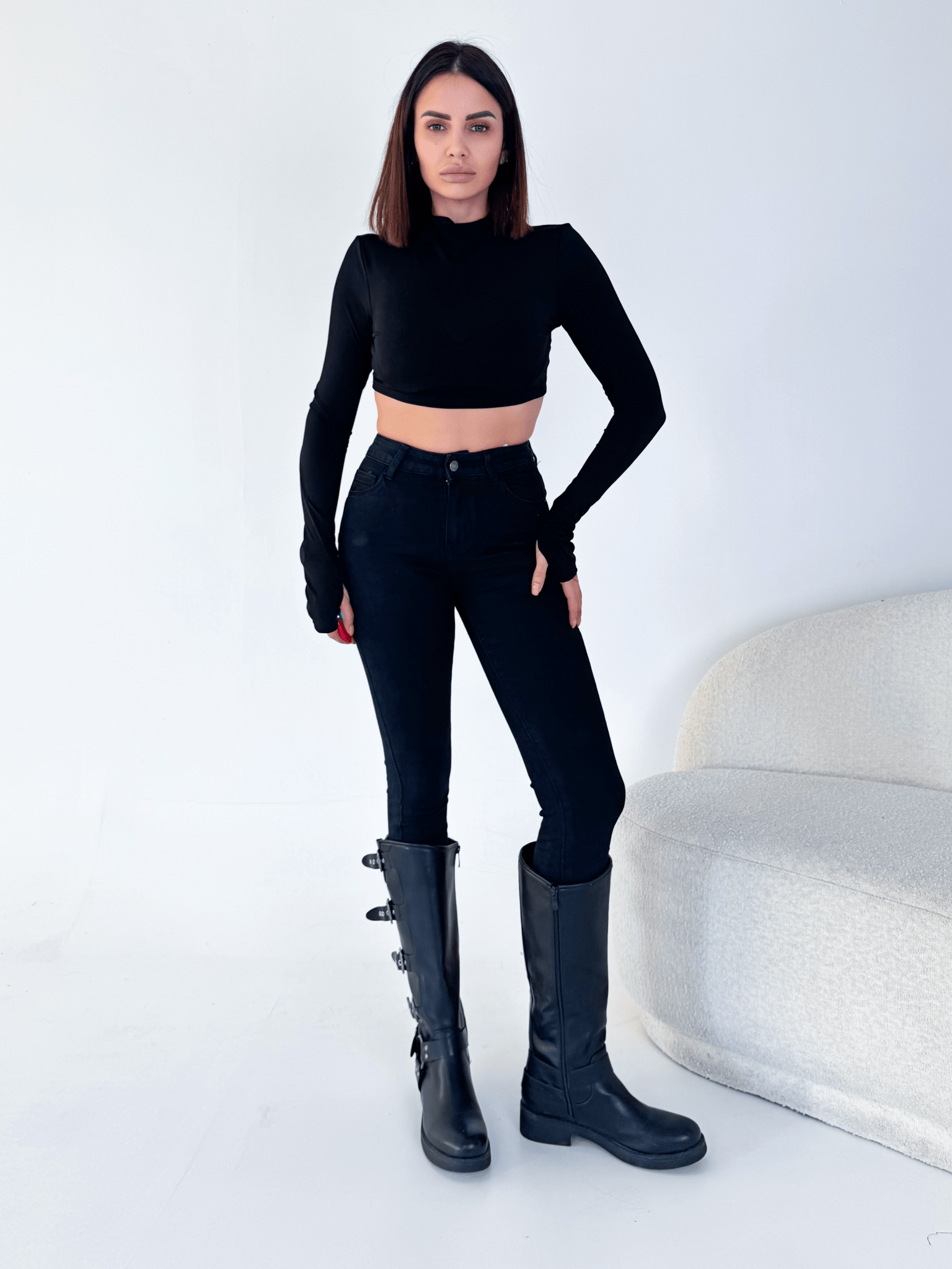 Maglietta Crop - Nera - SAINTH