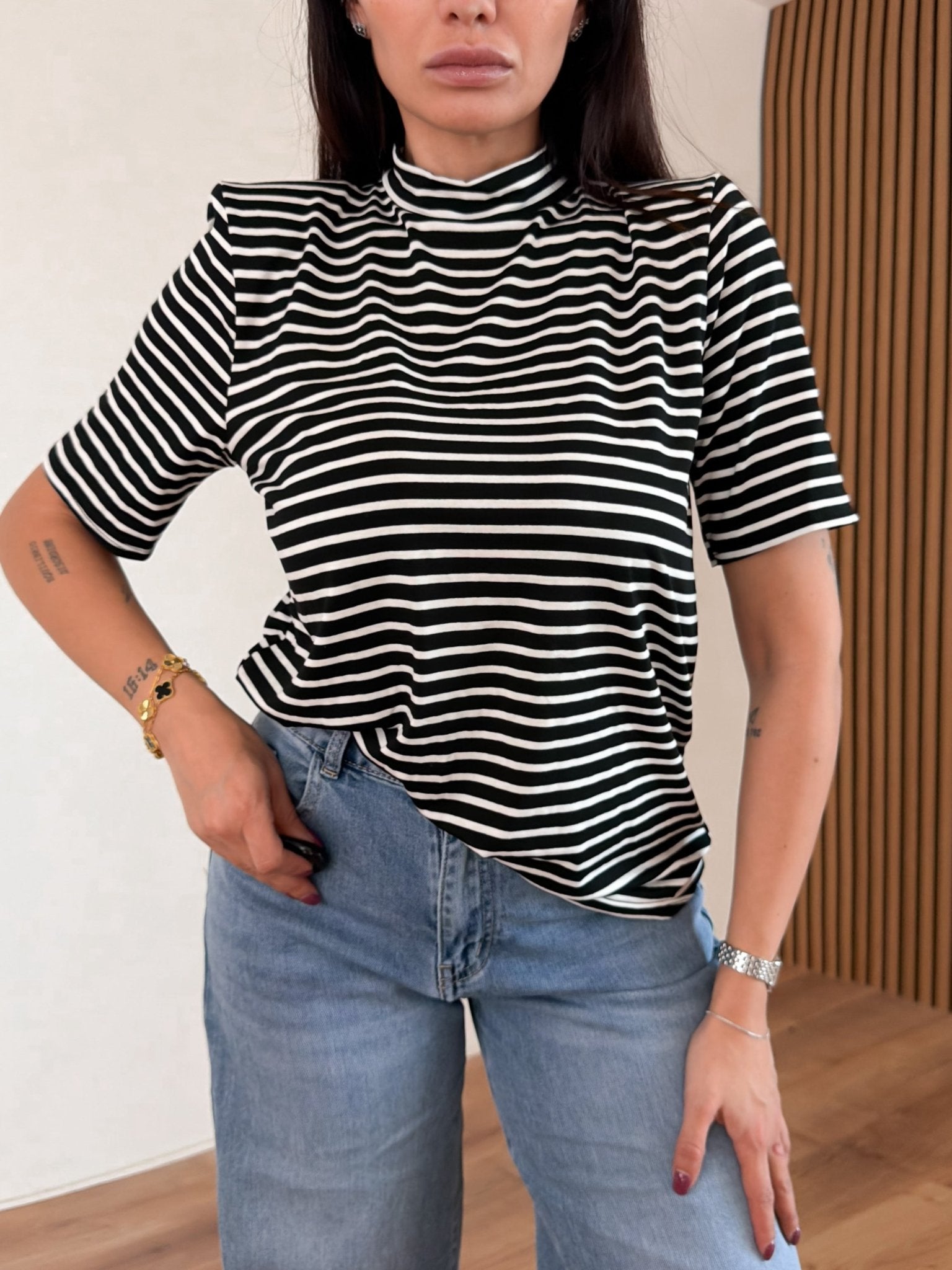 Maglietta Book - Nera e Bianca - SAINTH