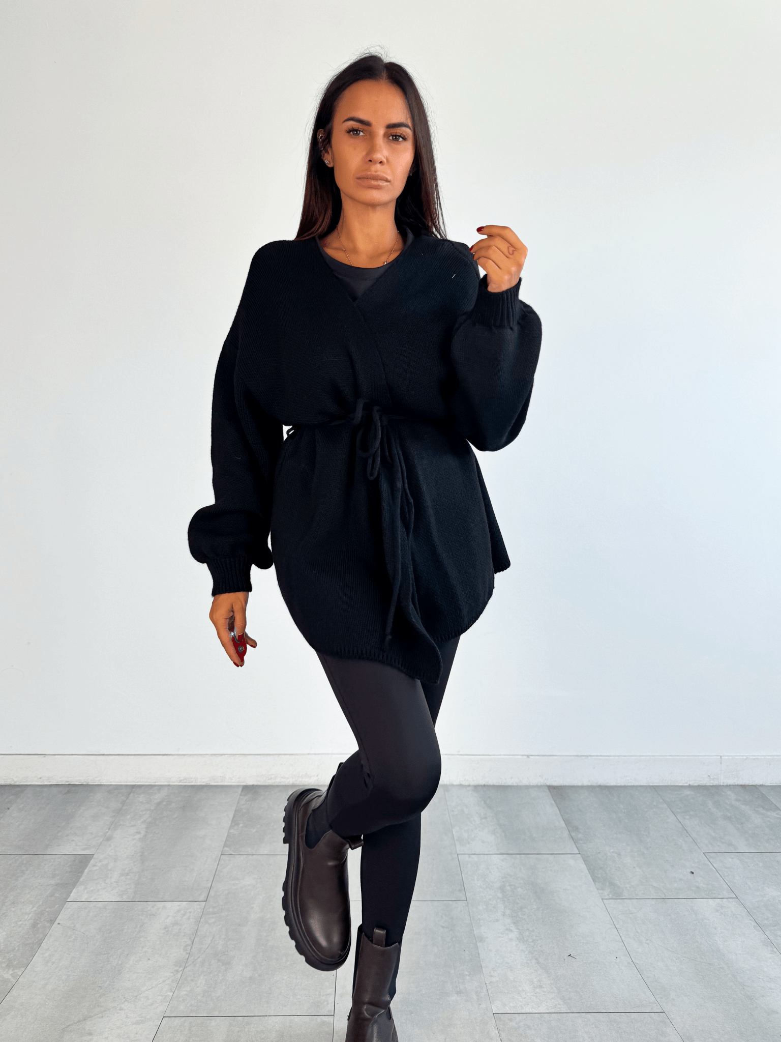 Pull Lovely - Nero - SAINTH