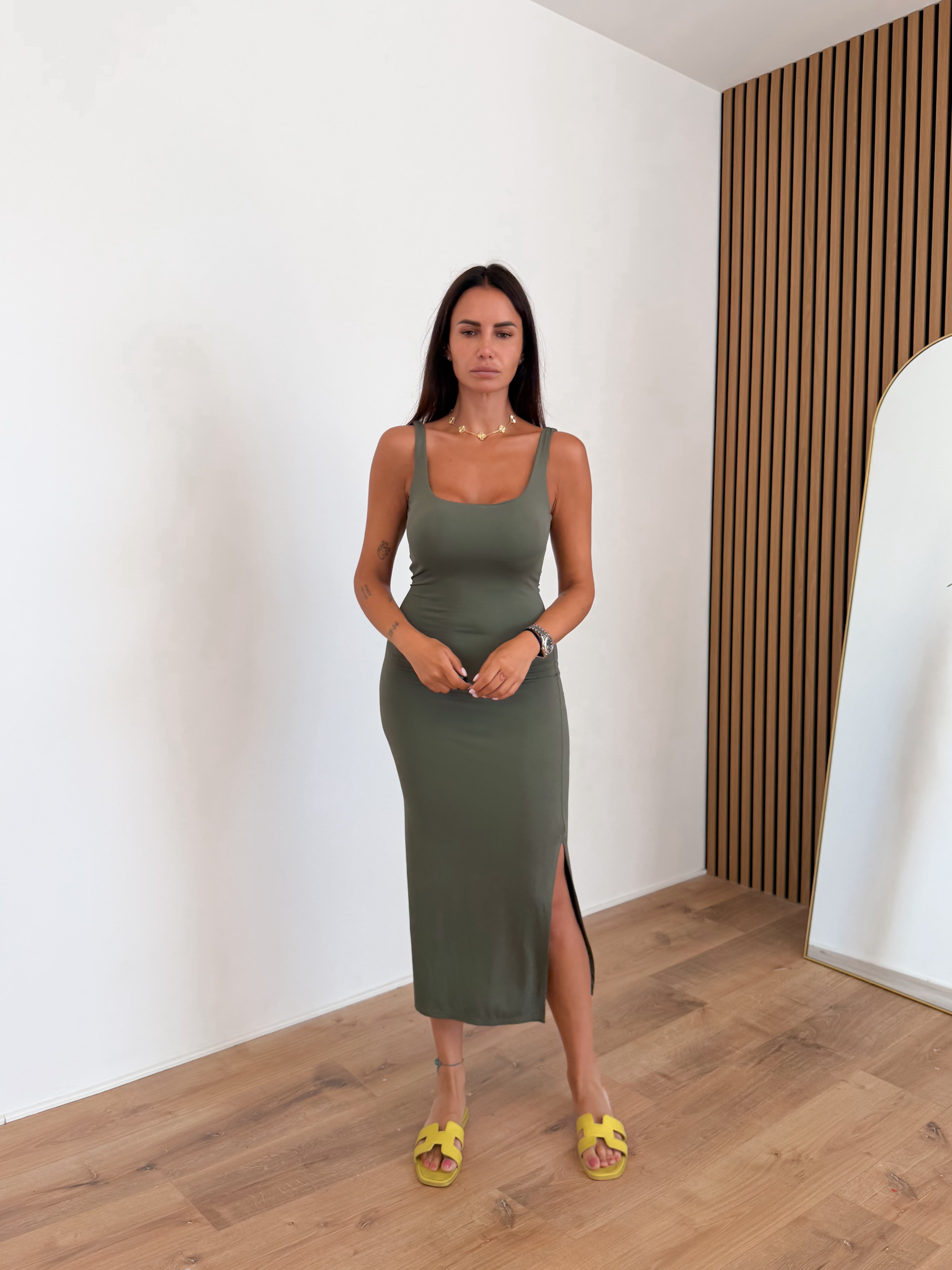 Abito Square - Army Green