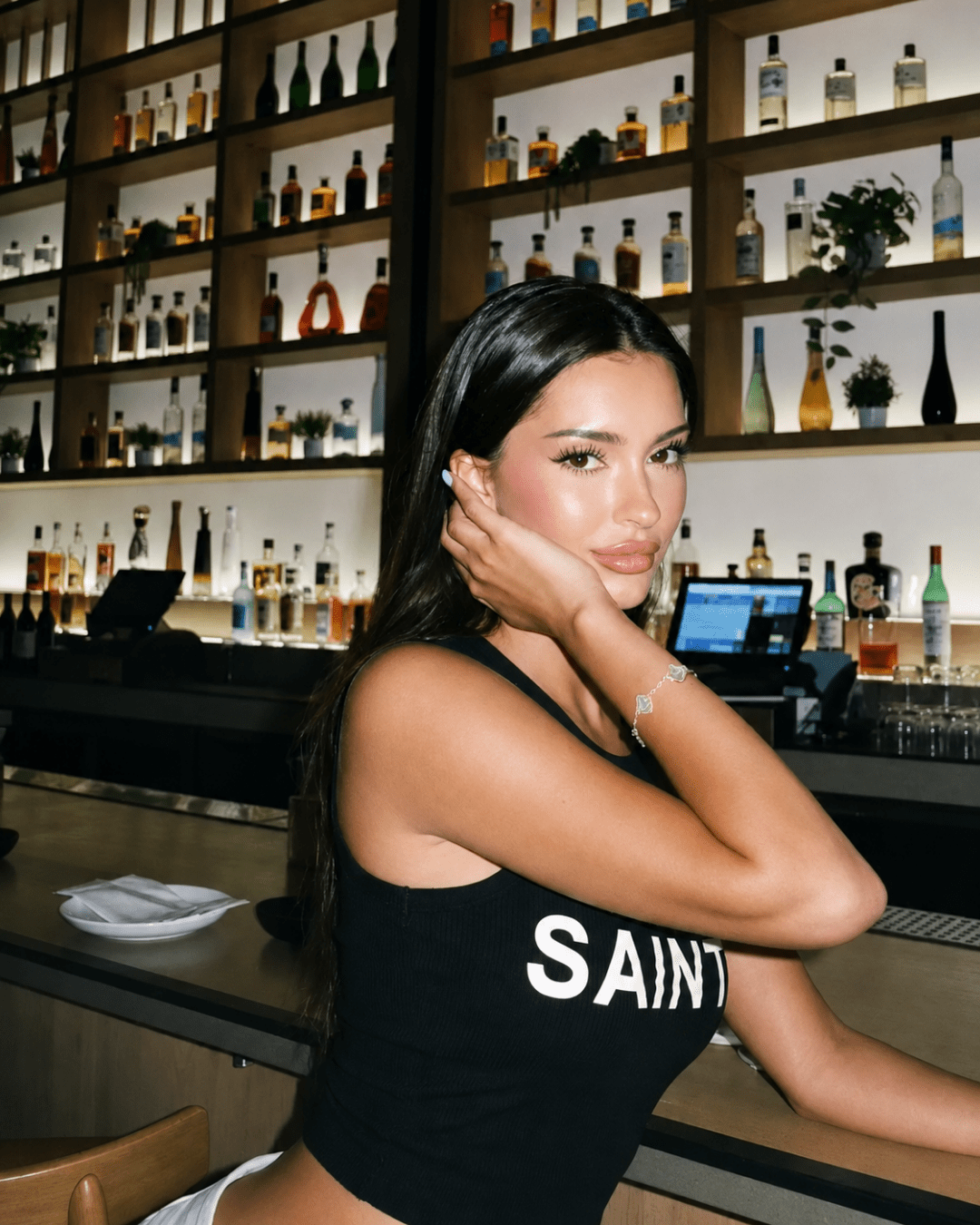 TEE SAINTH - NERA - SAINTH