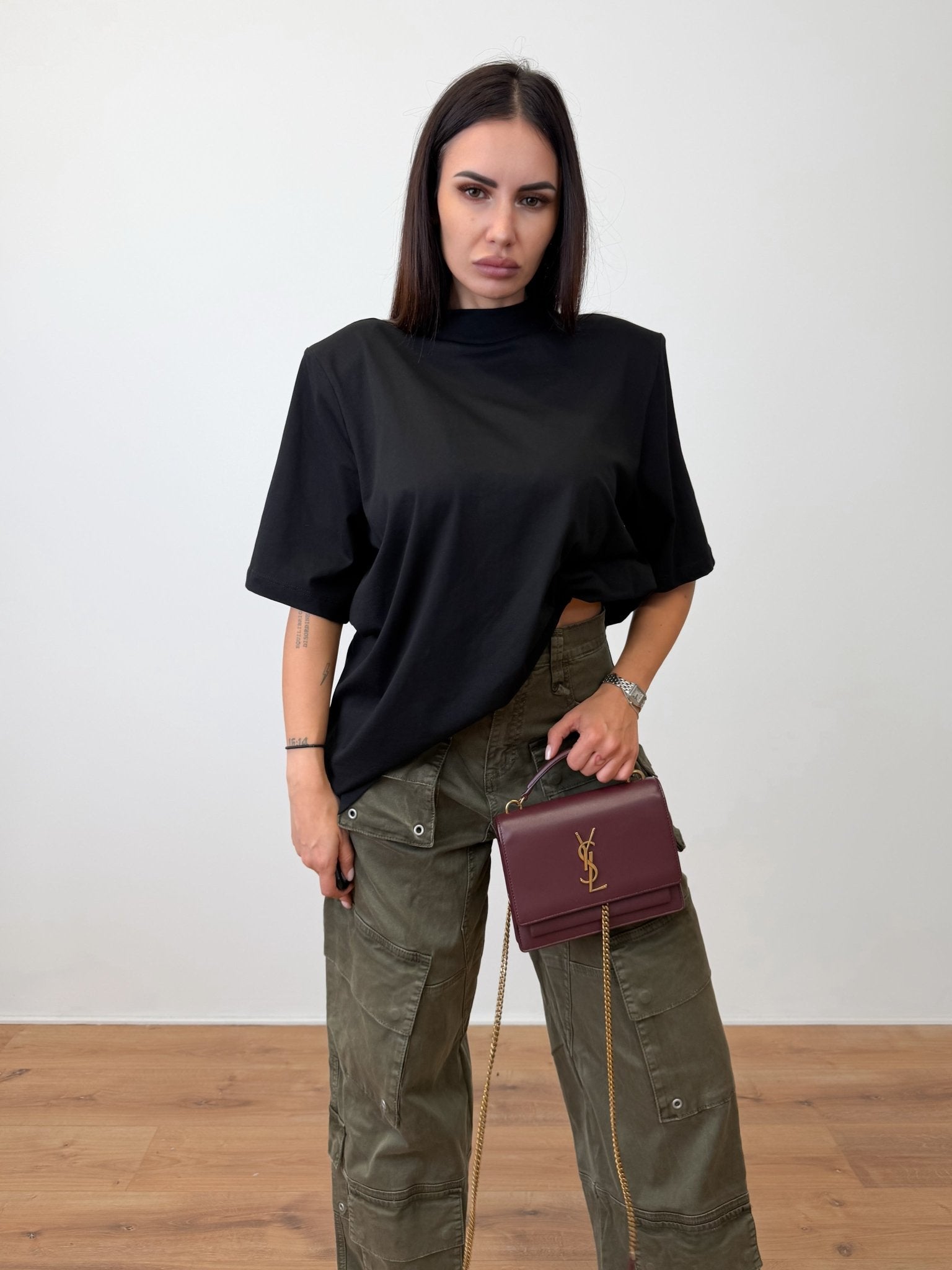 Maglia Over Spalle Interne - Nera - SAINTH