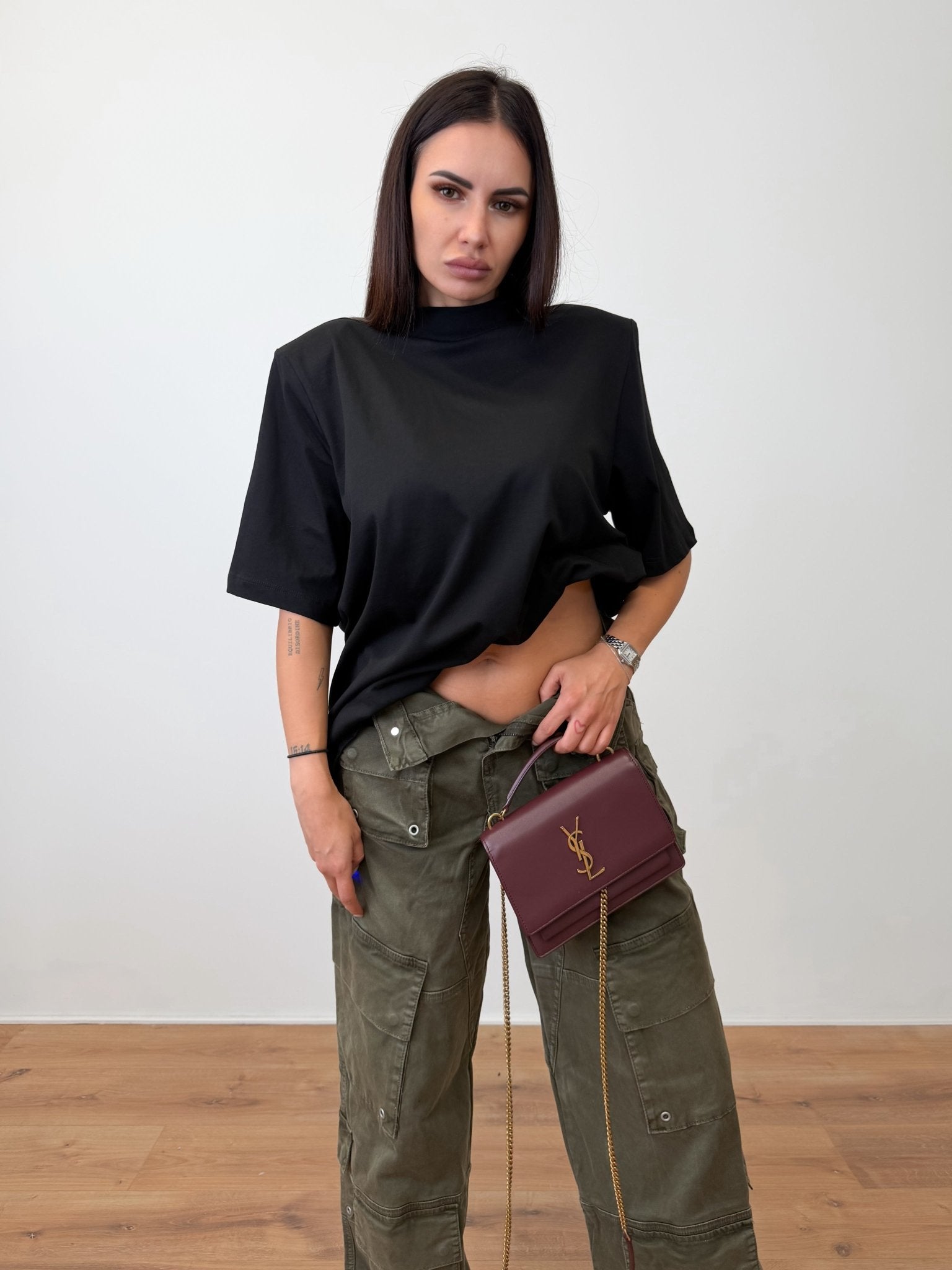 Maglia Over Spalle Interne - Nera - SAINTH