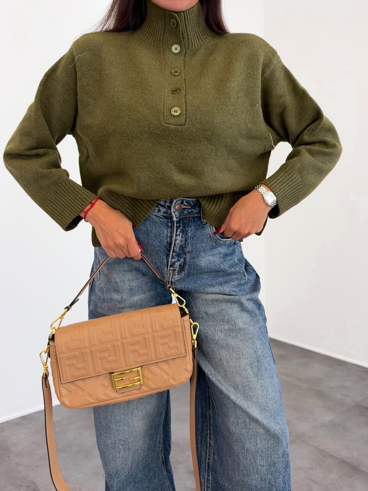 Pull HN69232 - Army Green