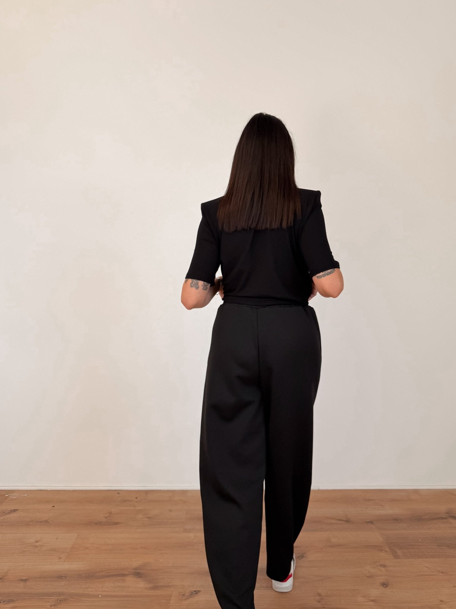 T-shirt Crop - Nera - SAINTH