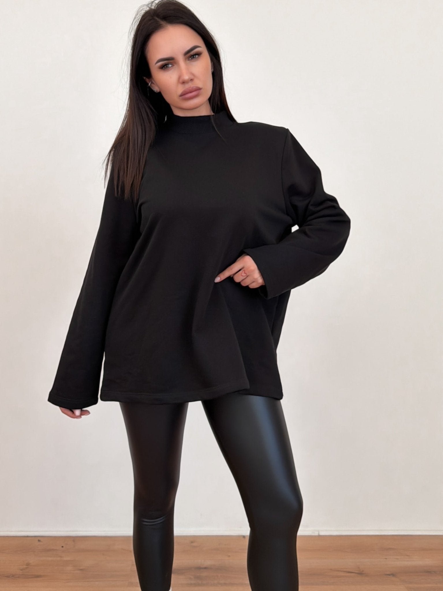 Felpa Maxi Spalla - Nera - SAINTH