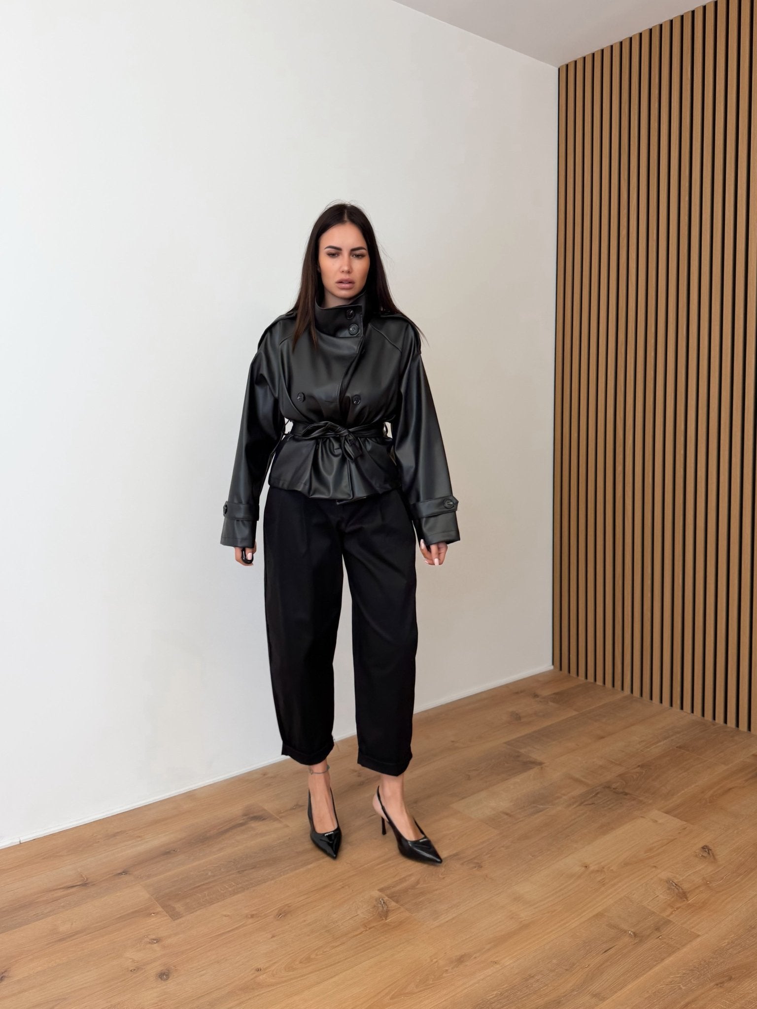 Trench Collo Alto - Nero - SAINTH