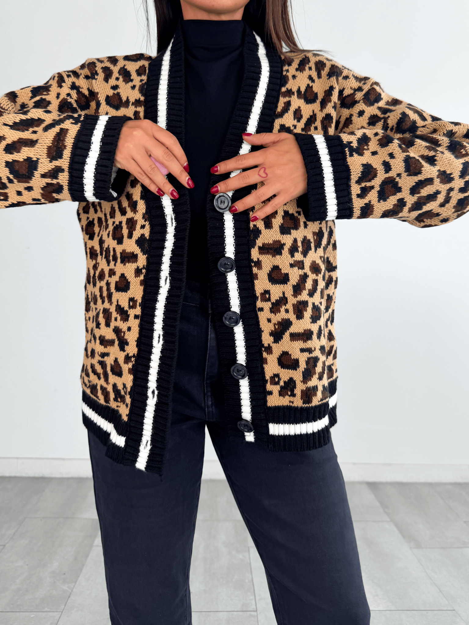 Cardigan College Leo - Nero - SAINTH