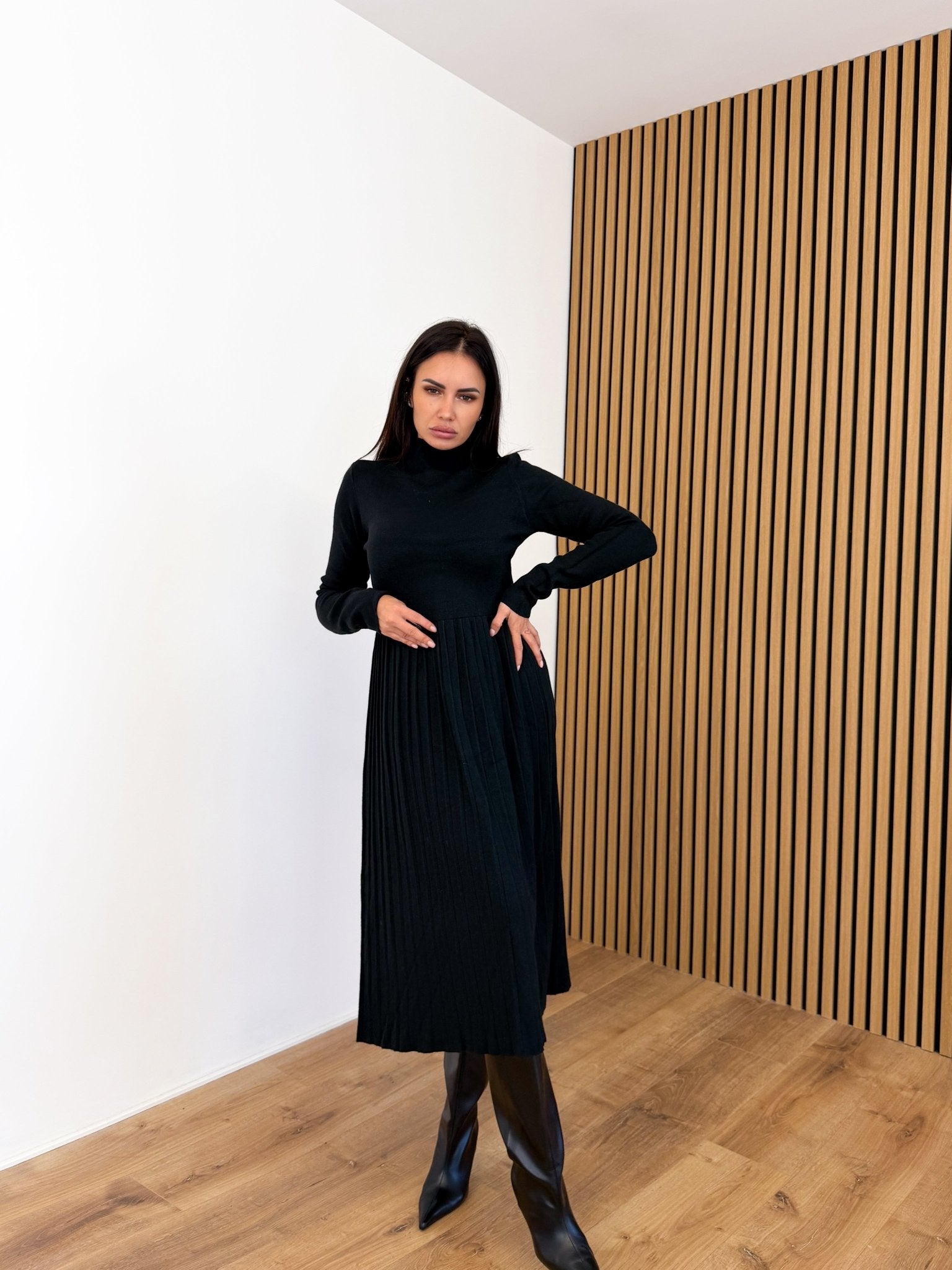 Abito Driin - Nero - SAINTH