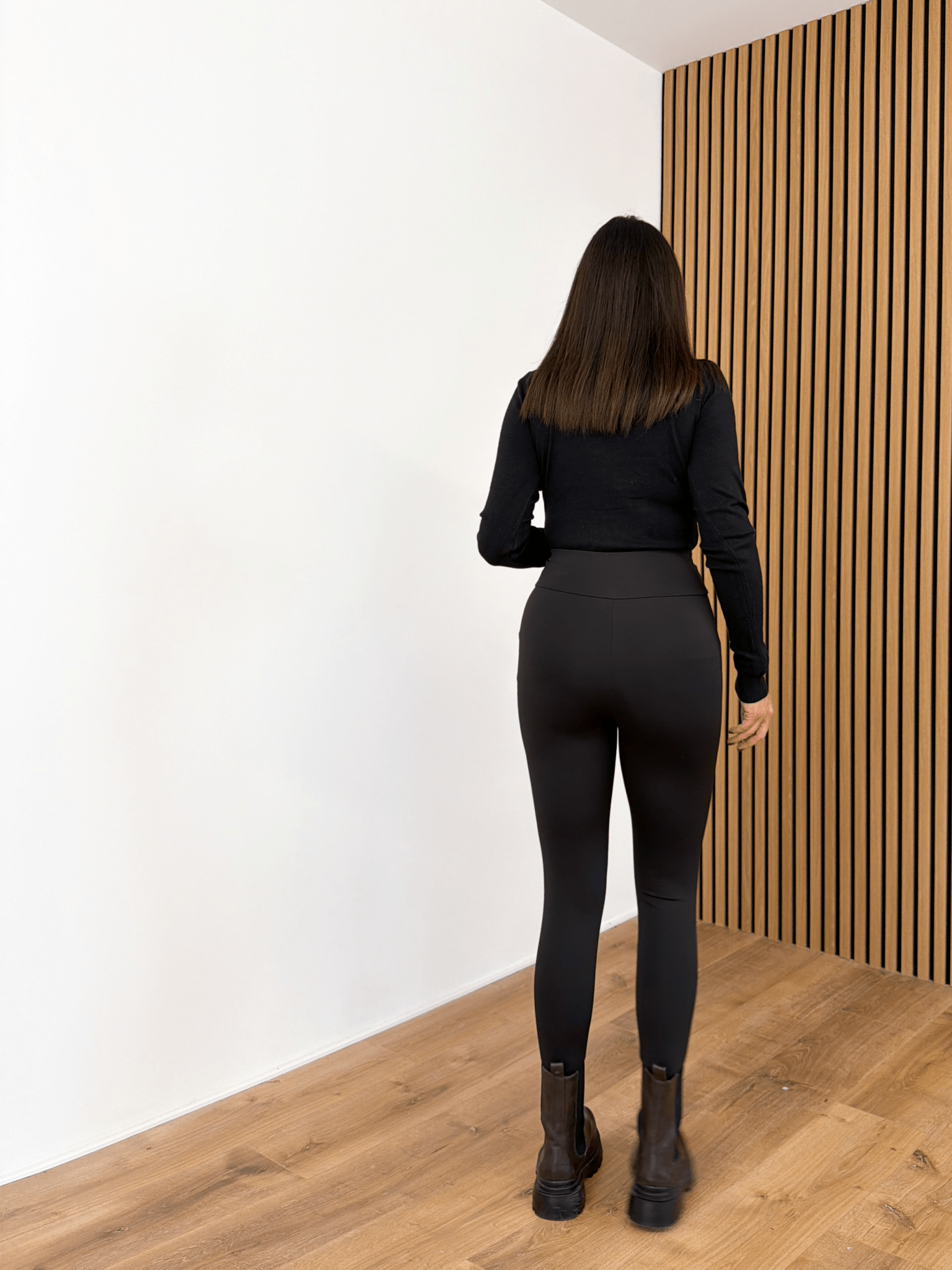 Pull Collo Alto - Nero - SAINTH