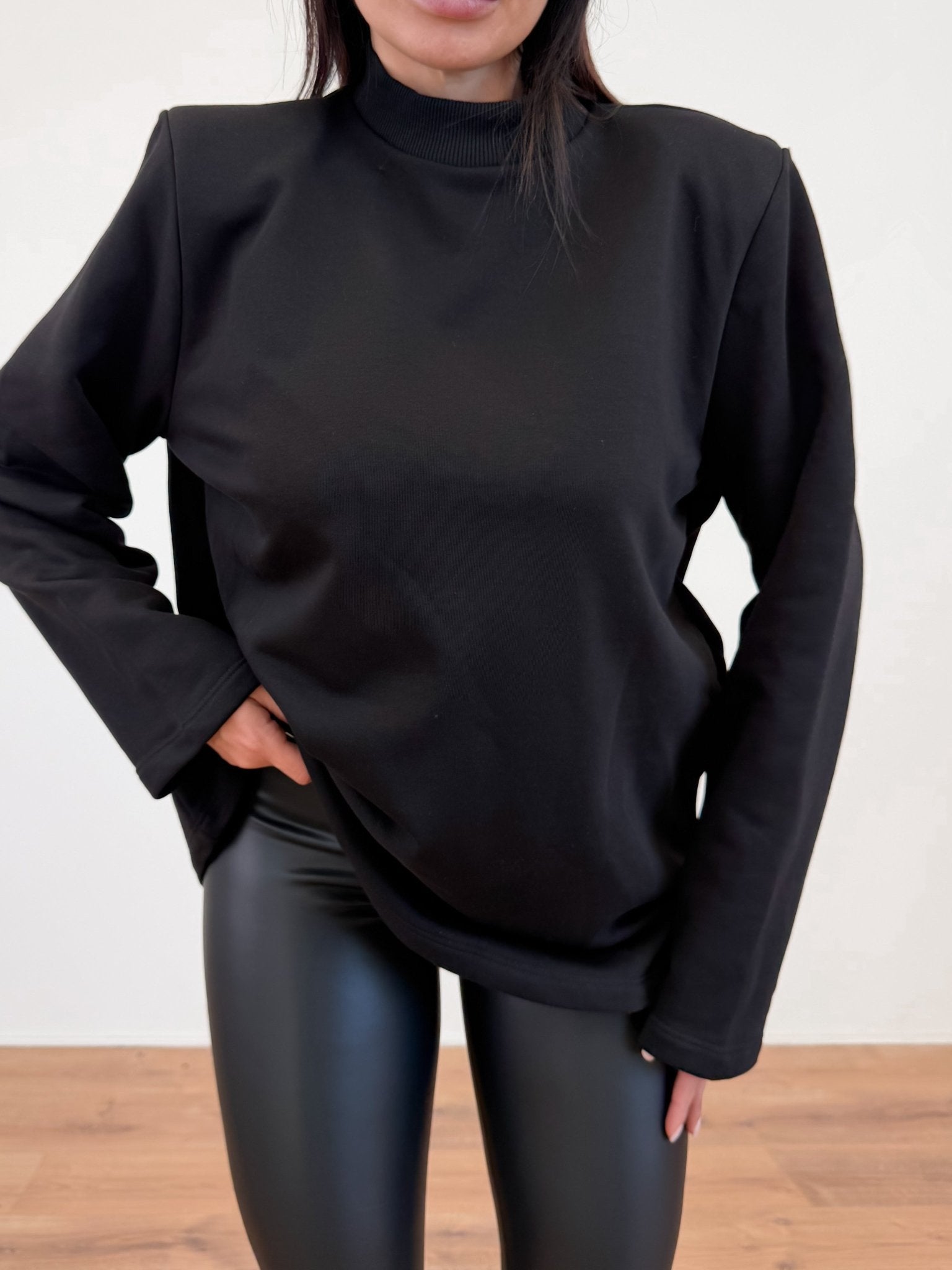 Felpa Maxi Spalla - Nera - SAINTH