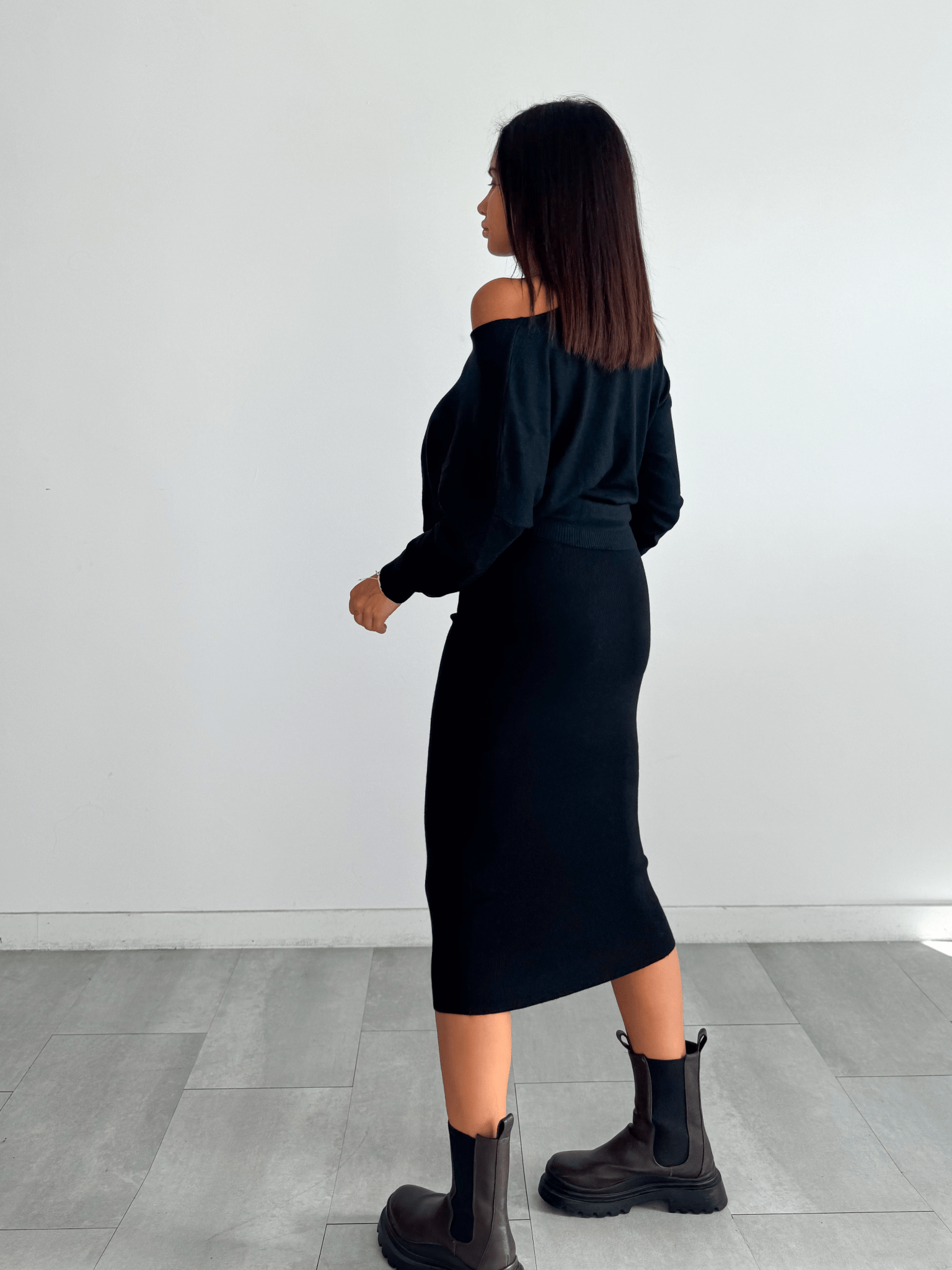 Pull Vibes - Nero - SAINTH