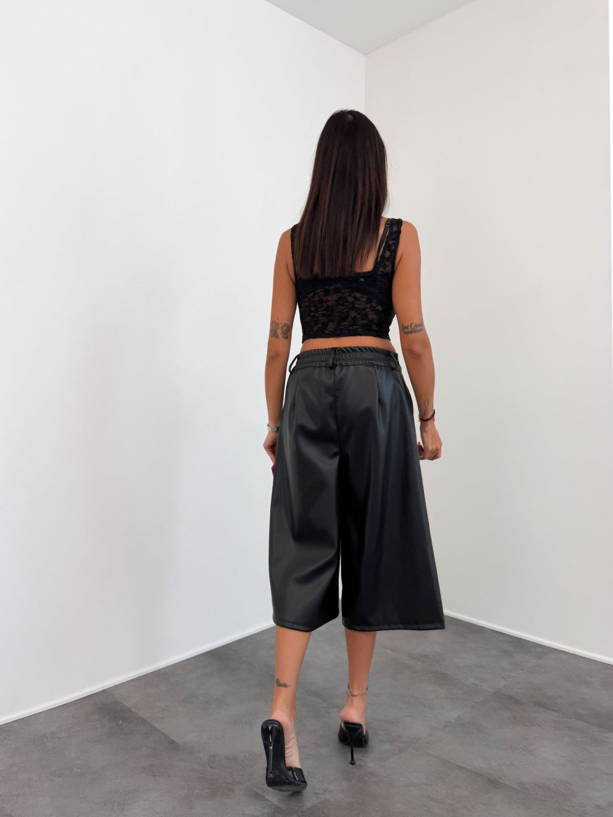 Bermuda Ecopelle - Nero - SAINTH
