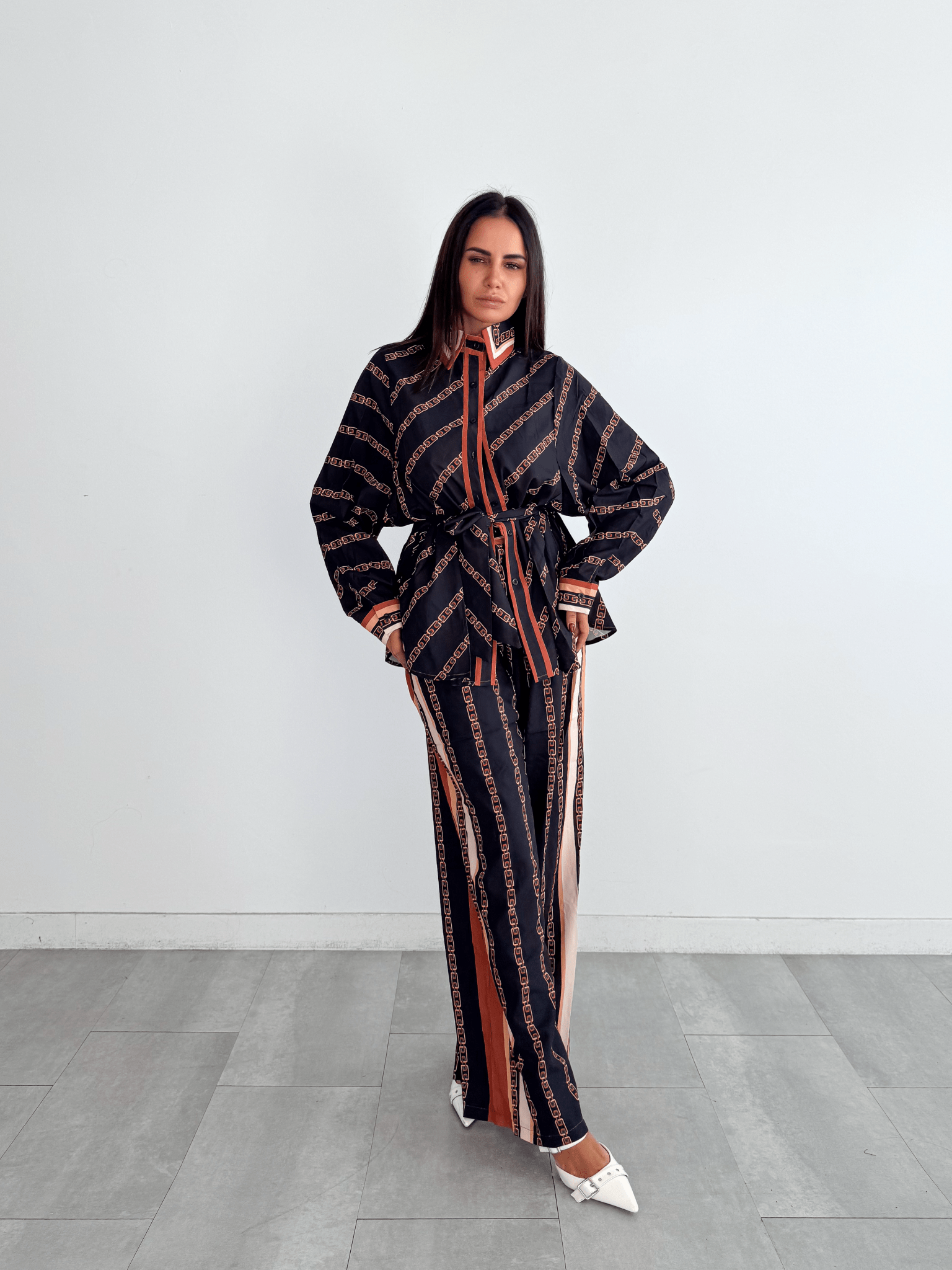 Completo Origami - Nero - SAINTH