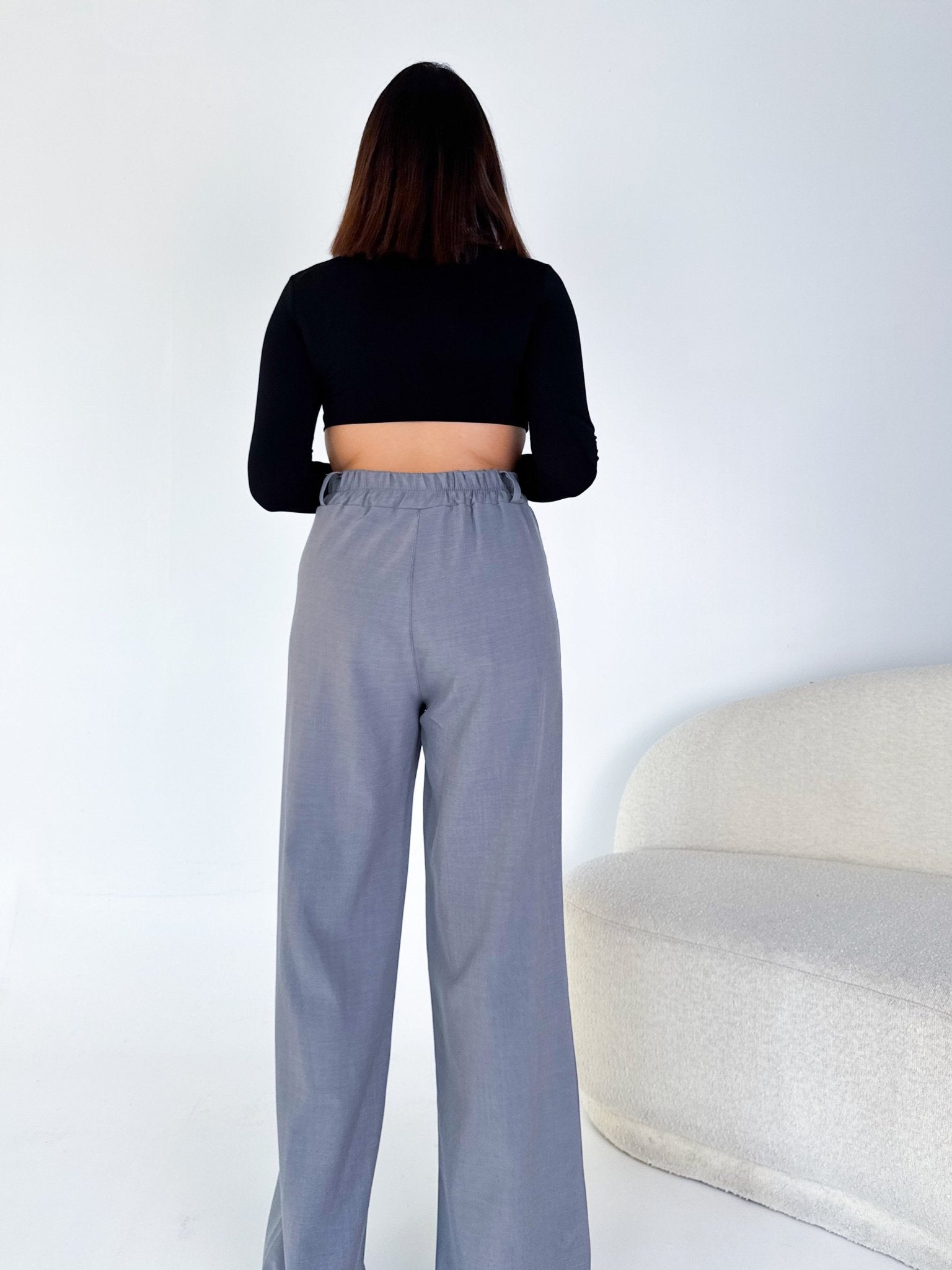 Maglietta Crop - Nera - SAINTH
