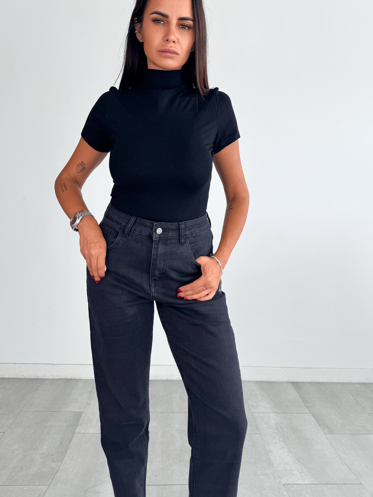 Jeans Momfit - Nero - SAINTH