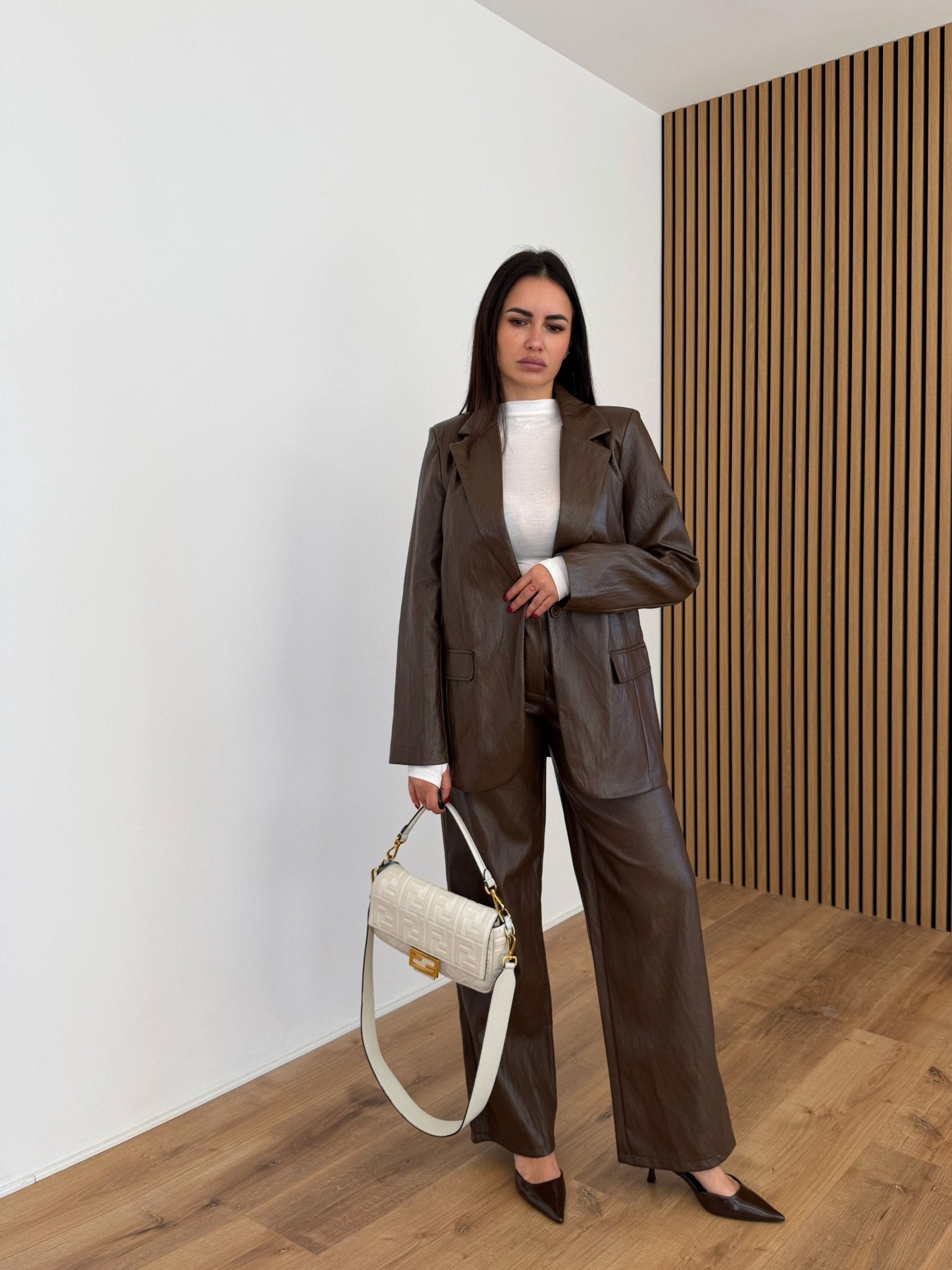 Blazer Minimal Ecop - Marrone - SAINTH