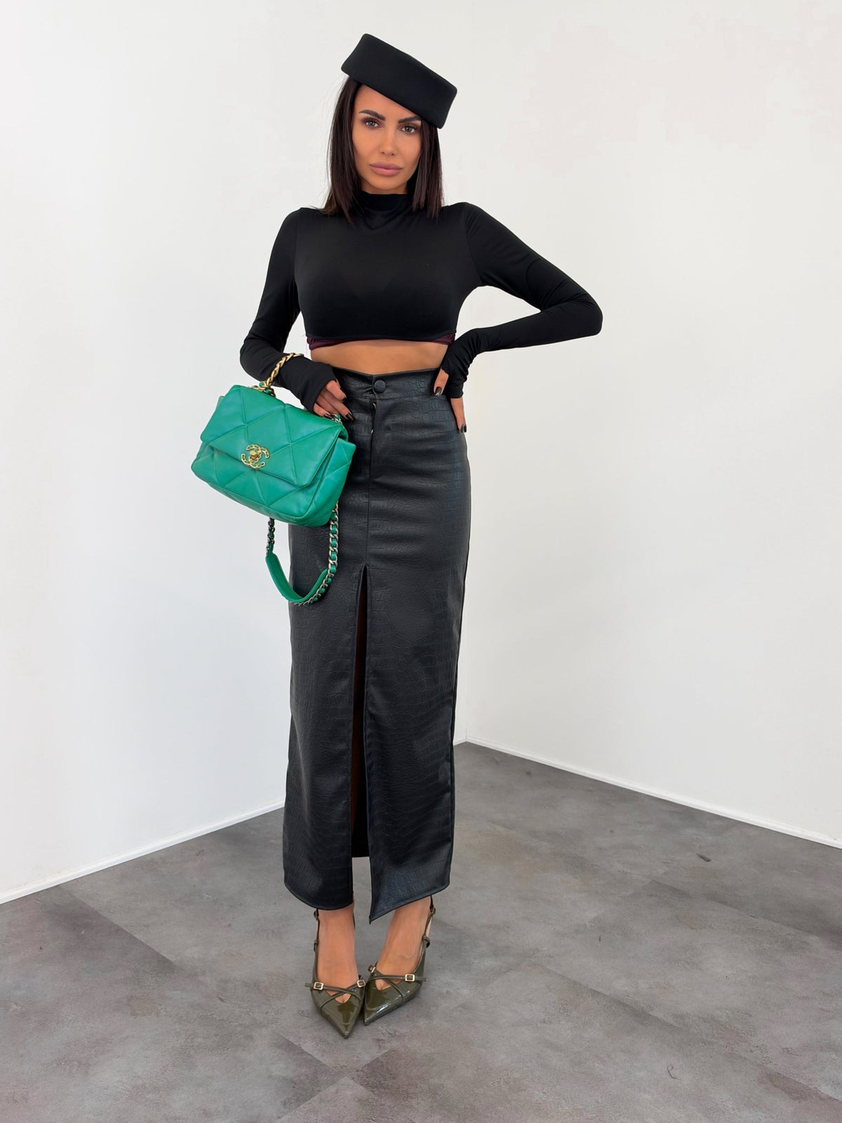 Maglia Crop Mono - Nera - SAINTH