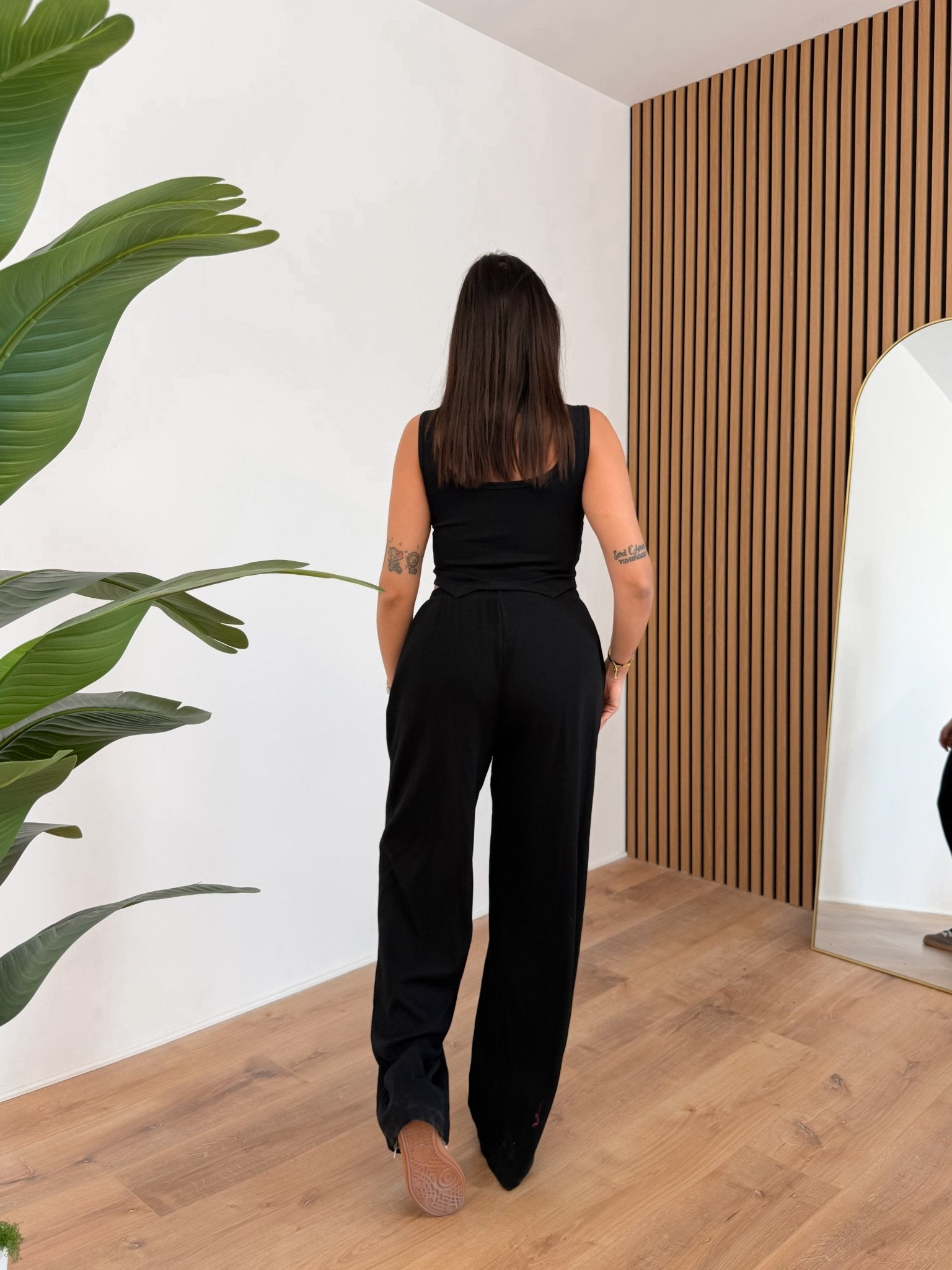 Coordinato Essenze - Nero - SAINTH
