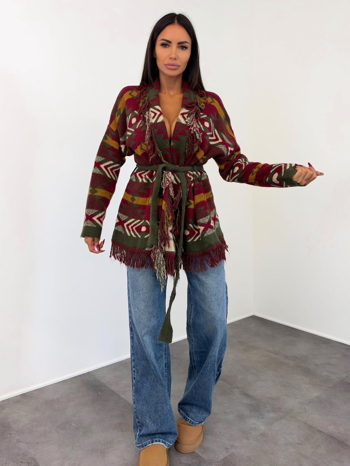 Cardigan Triangle 2.0 - Army Green Bordeaux - SAINTH
