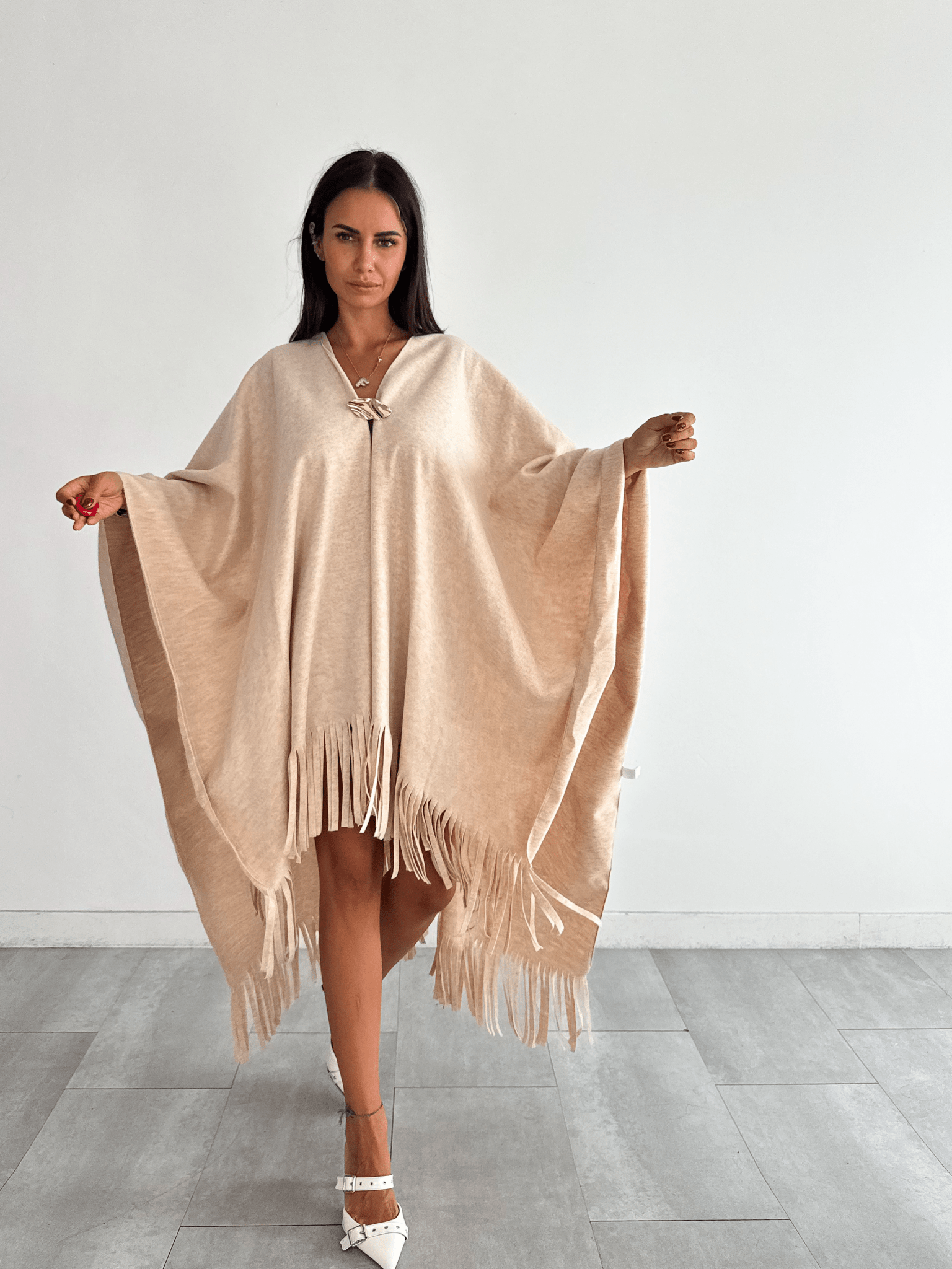 Mantella Fringe - Beige - SAINTH