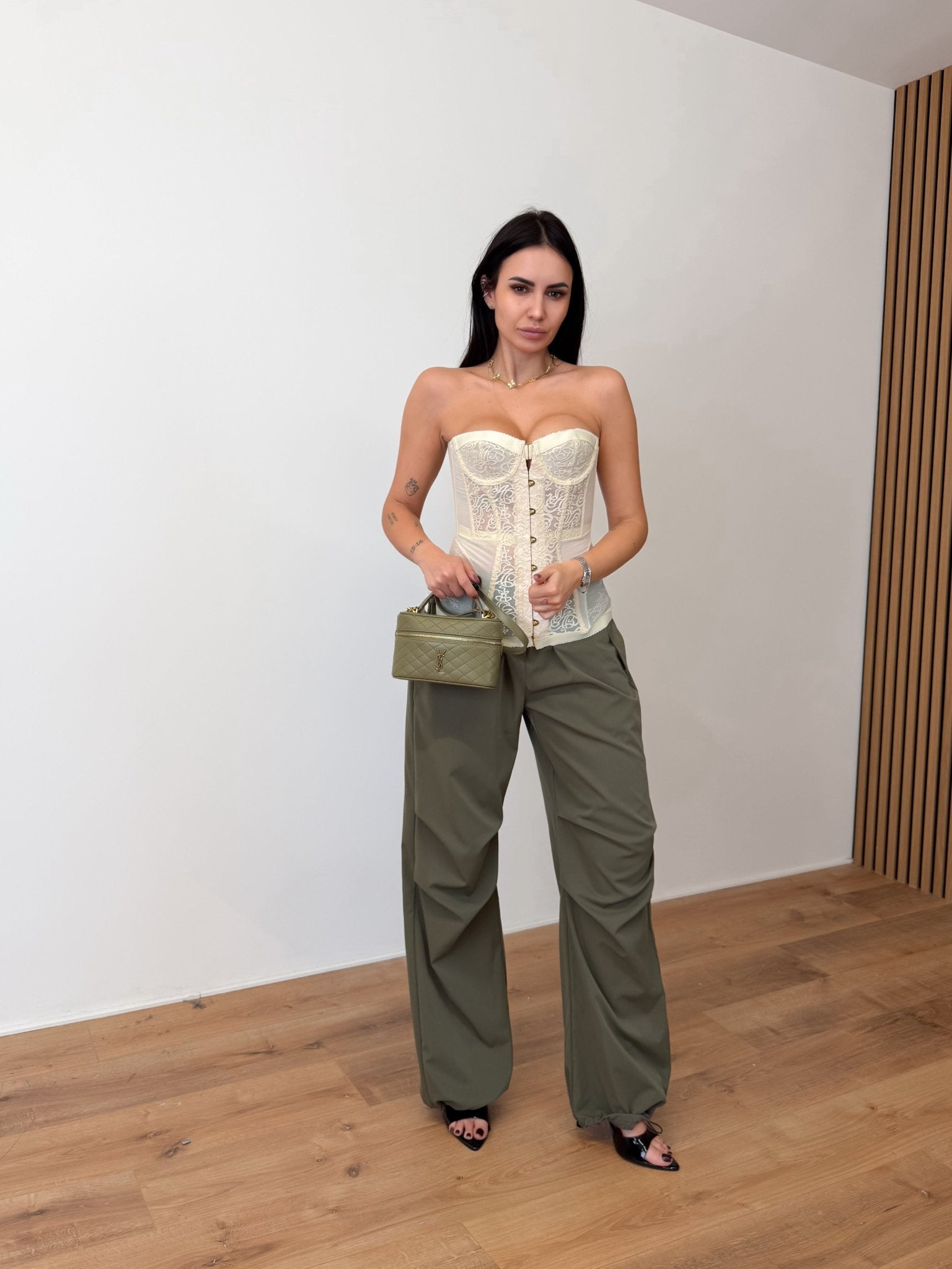 Corpetto Romance - Burro - SAINTH