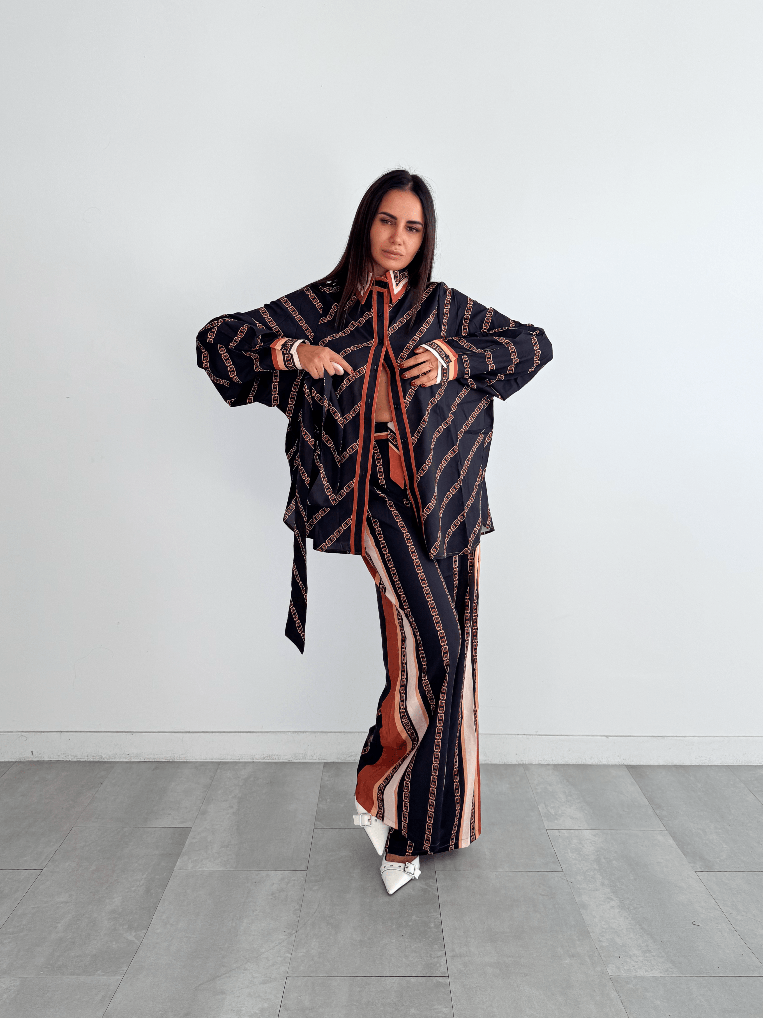 Completo Origami - Nero - SAINTH