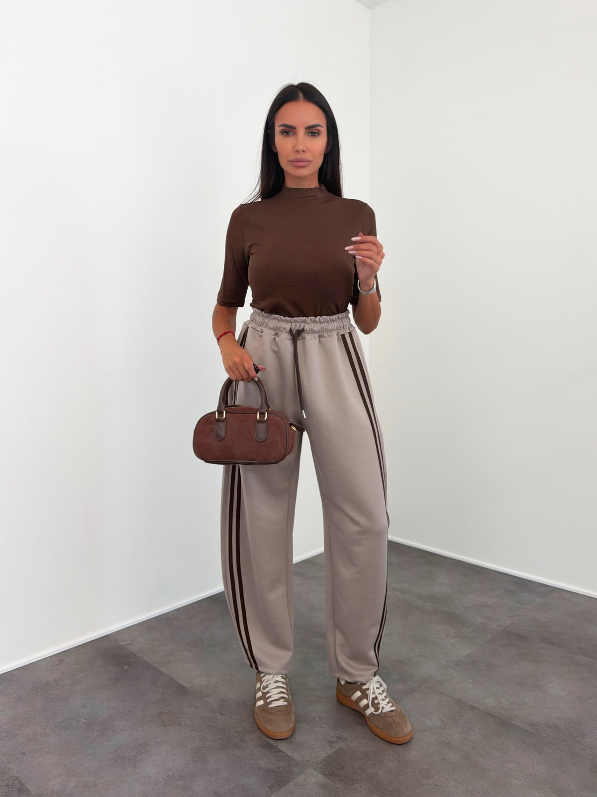 Pantalone Tuta Essential - Tortora