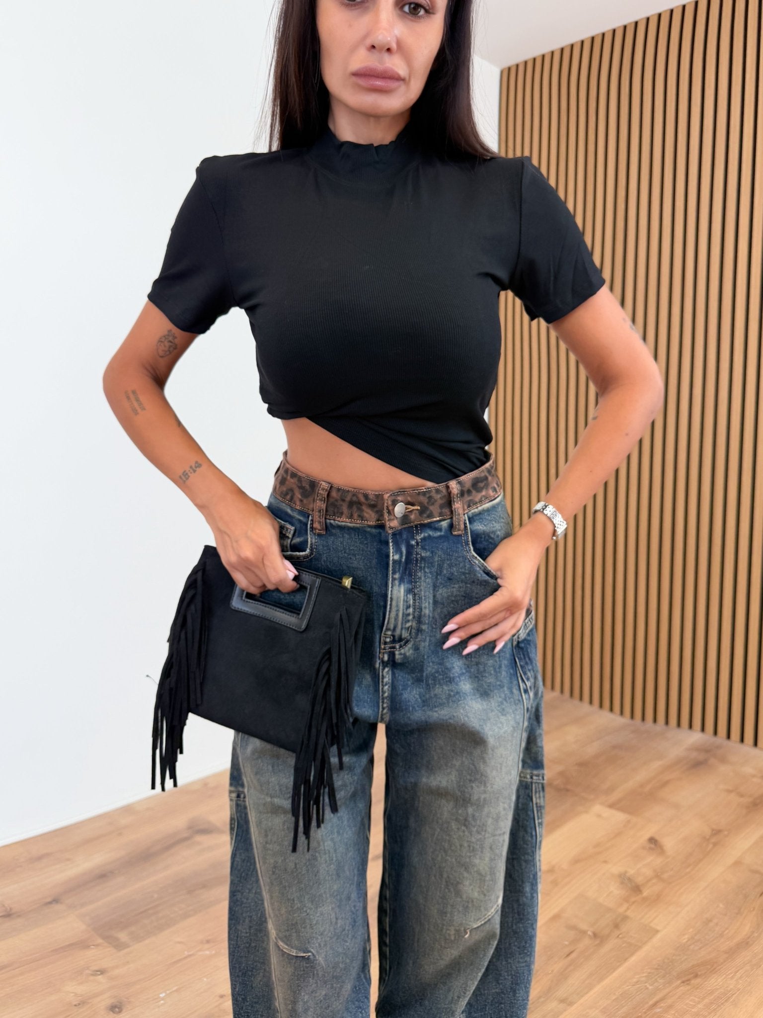 Maglietta Basic - Nera - SAINTH
