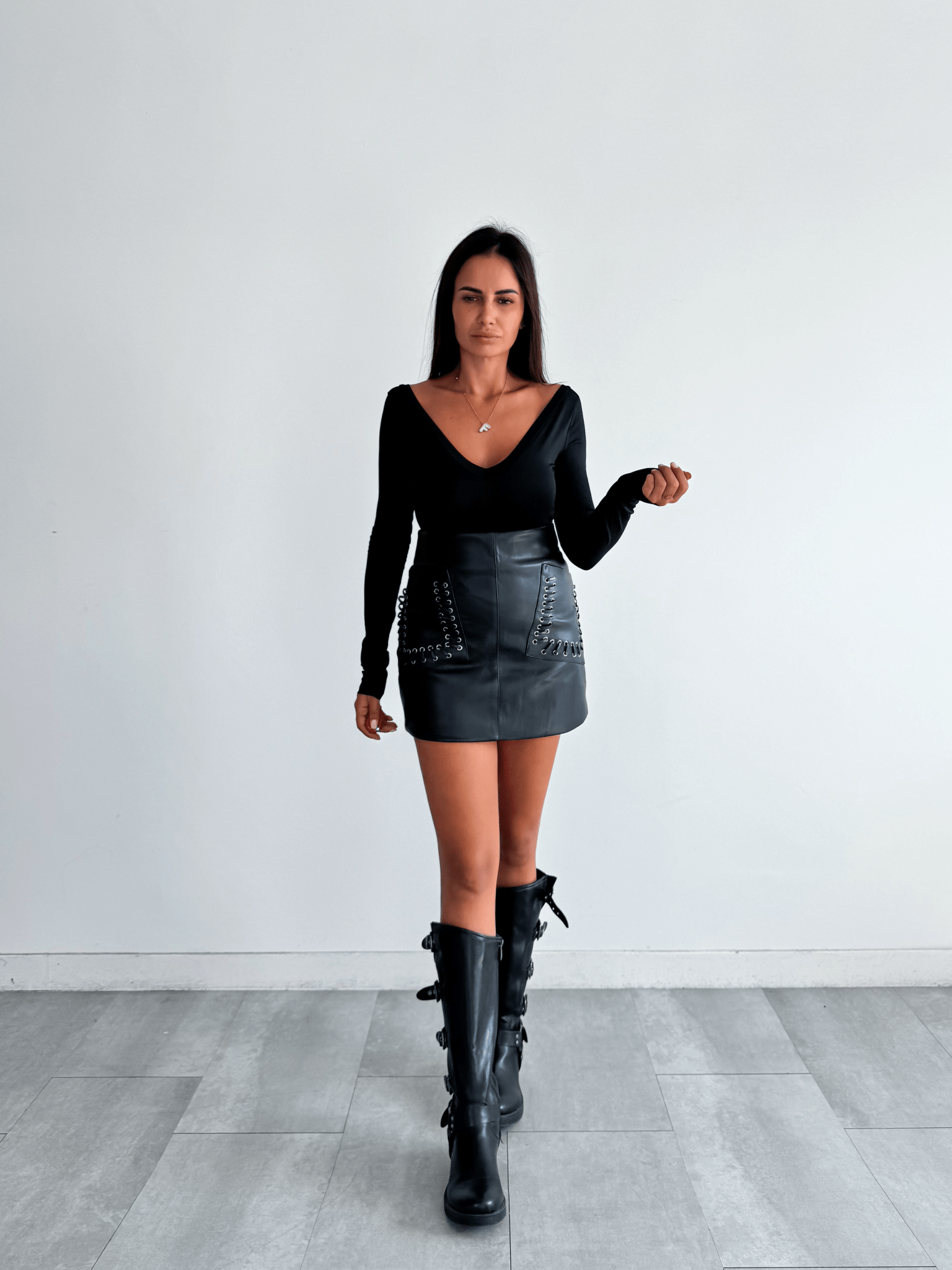 Maglietta Viesse - Nera - SAINTH