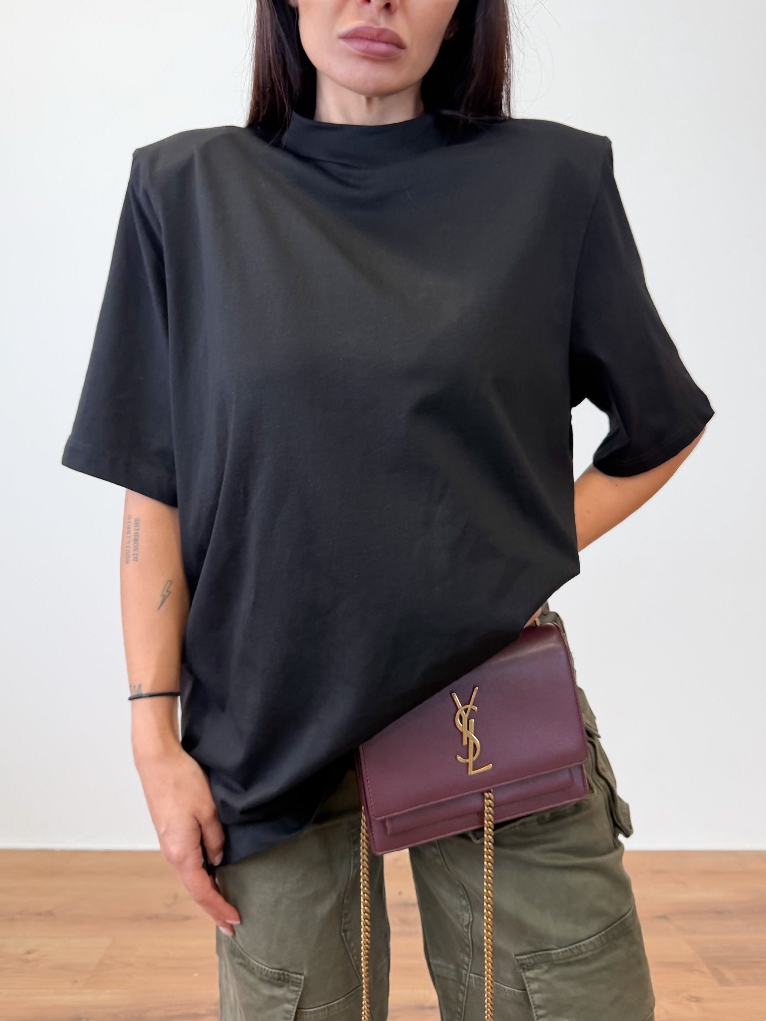 Maglia Over Spalle Interne - Nera - SAINTH