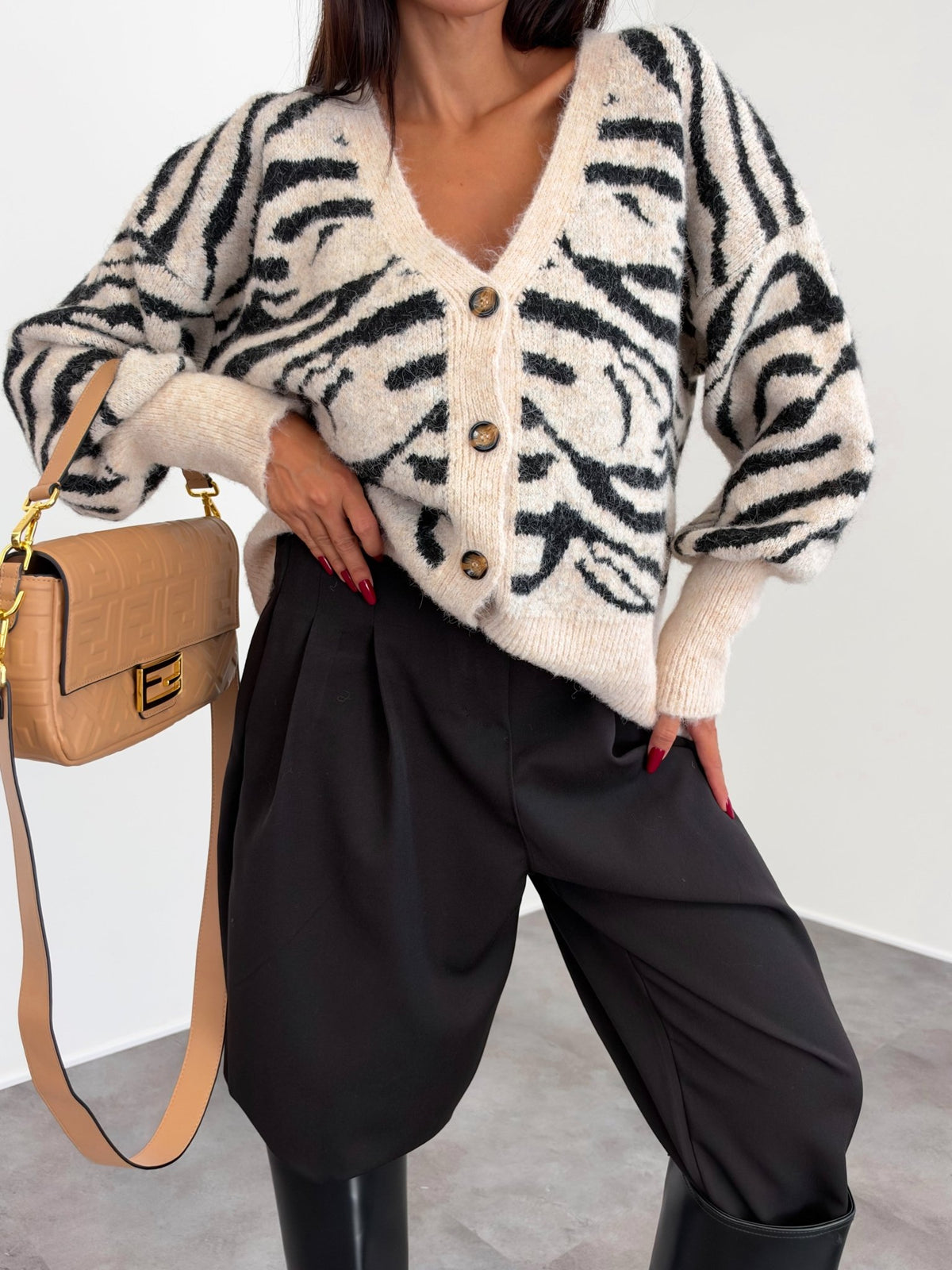 Cardigan Savannah - Burro Nero - SAINTH
