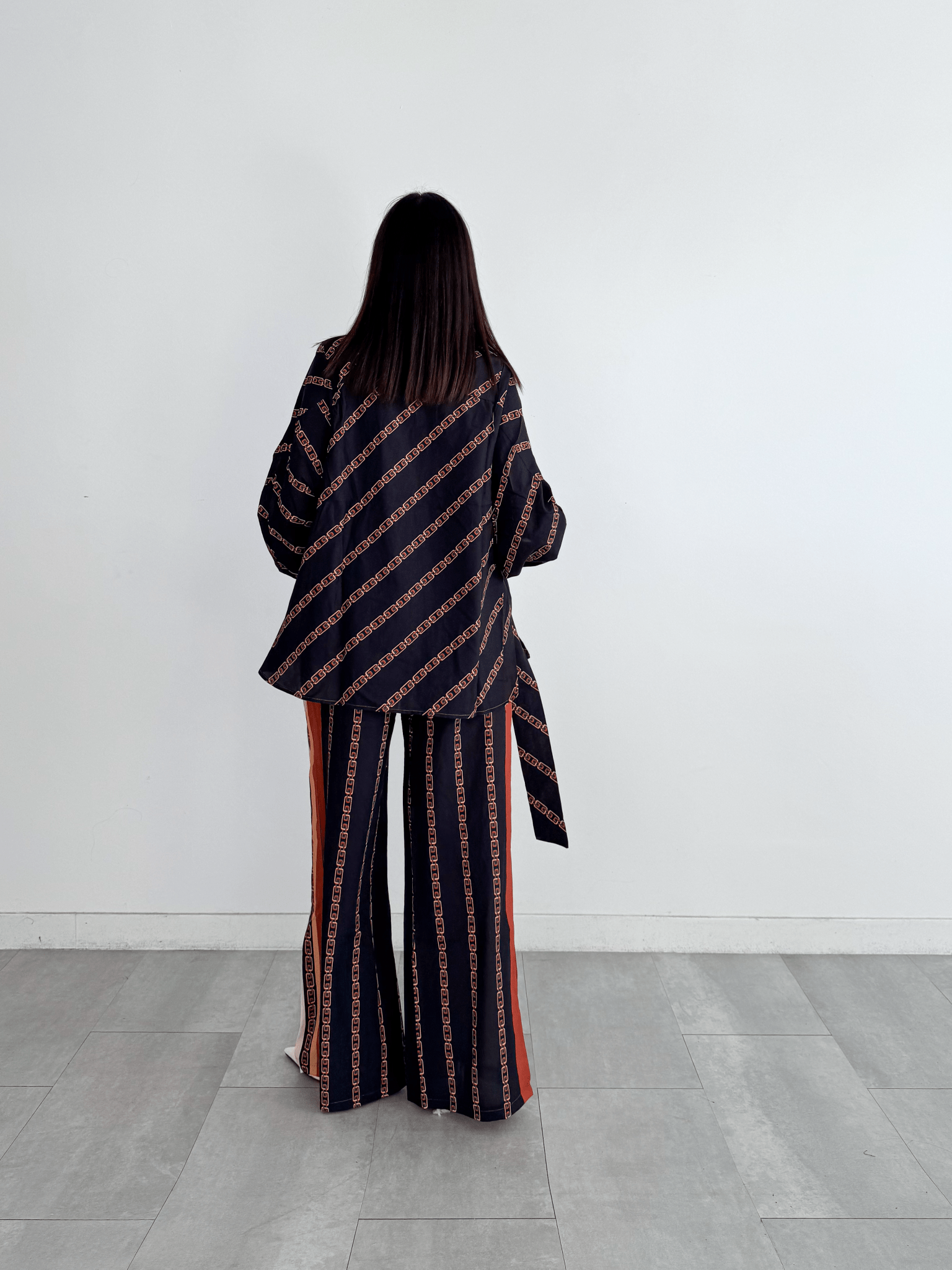 Completo Origami - Nero - SAINTH