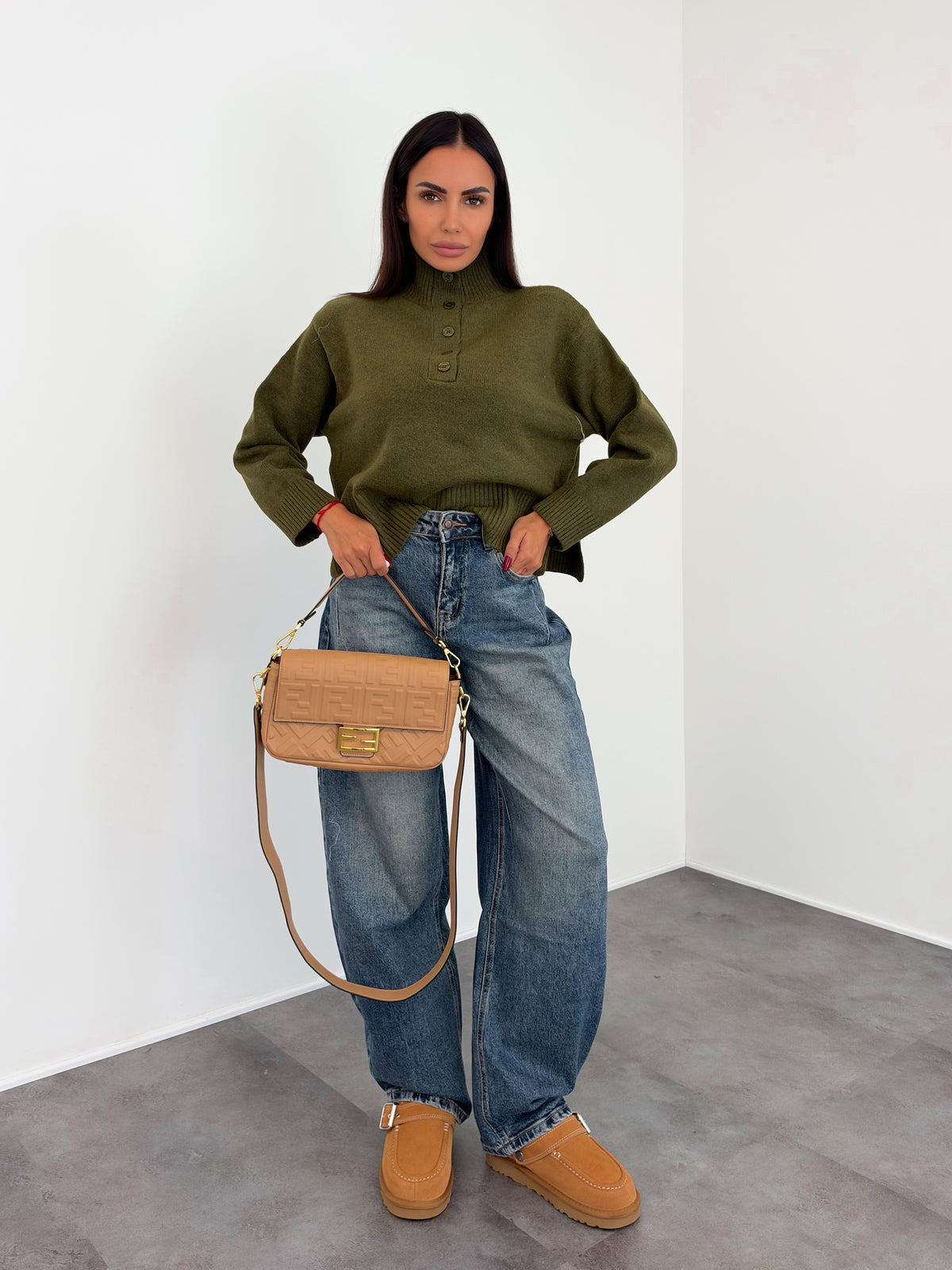 Pull HN69232 - Army Green