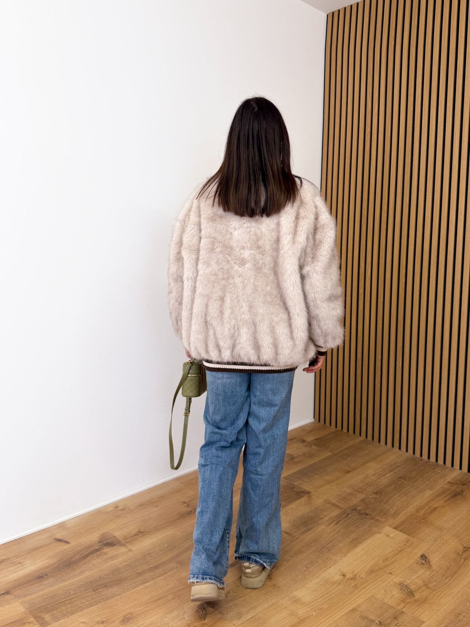 Pelliccia College - Beige - SAINTH