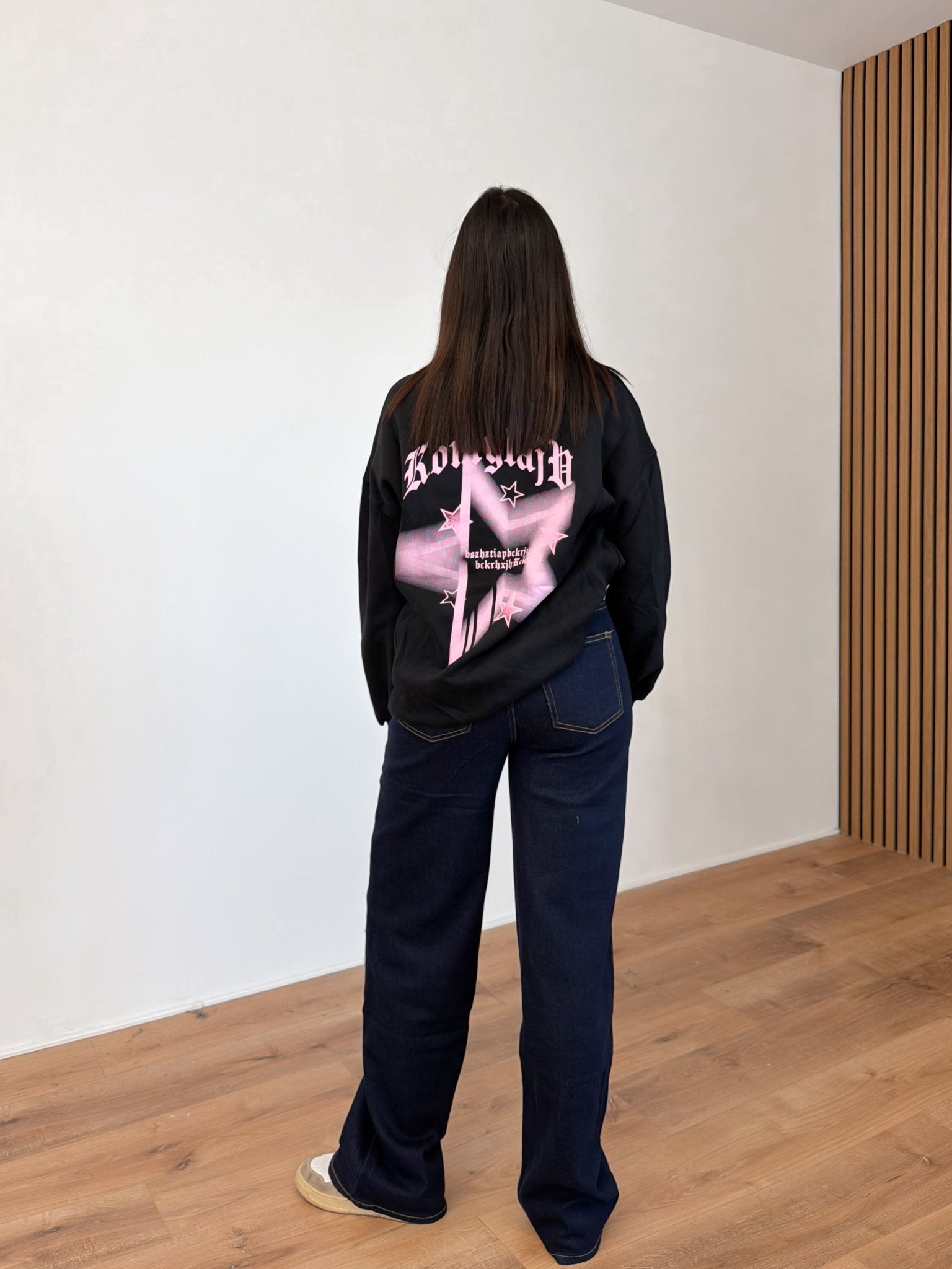 Felpa Collana - Nera - SAINTH