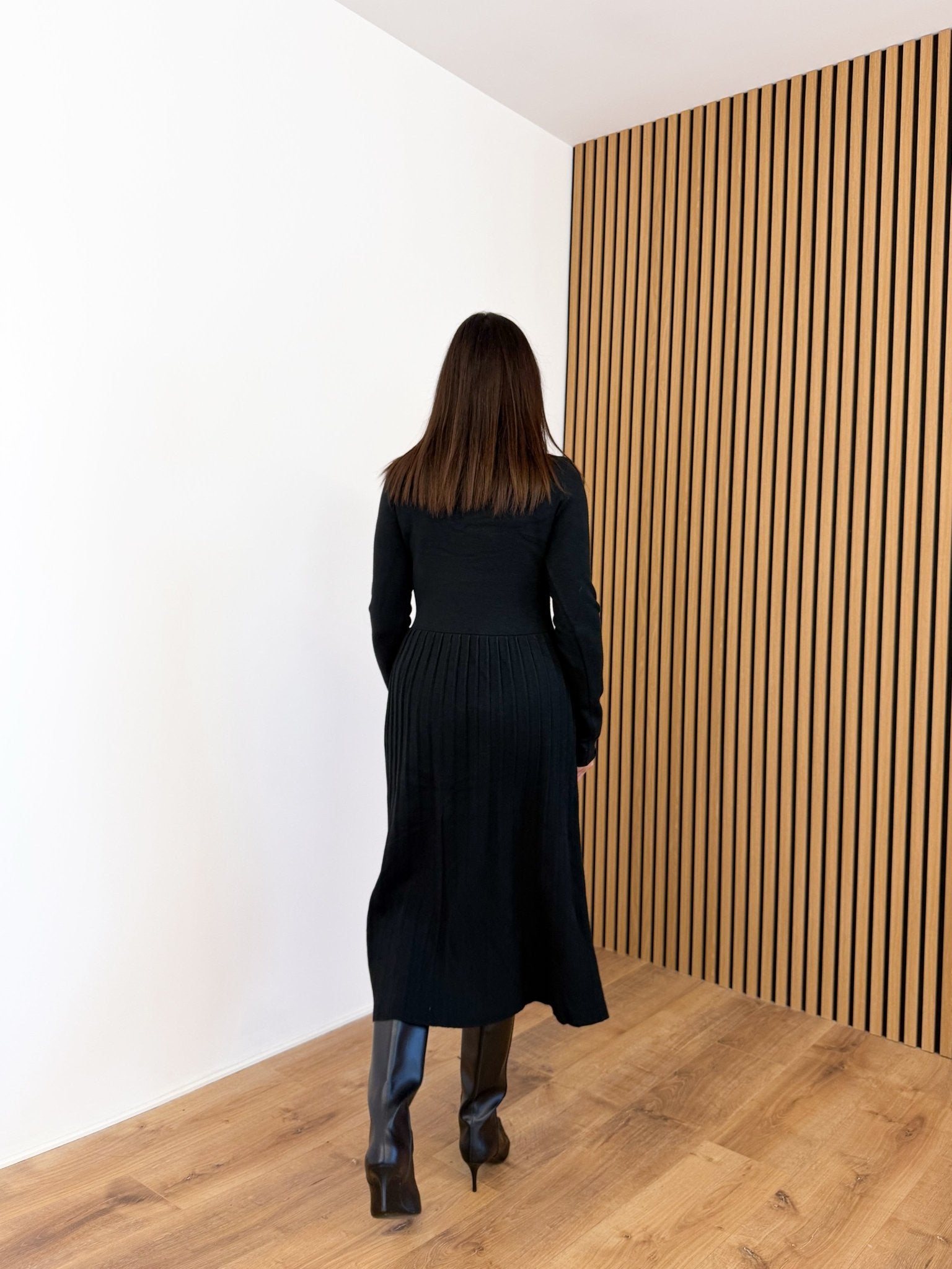 Abito Driin - Nero - SAINTH