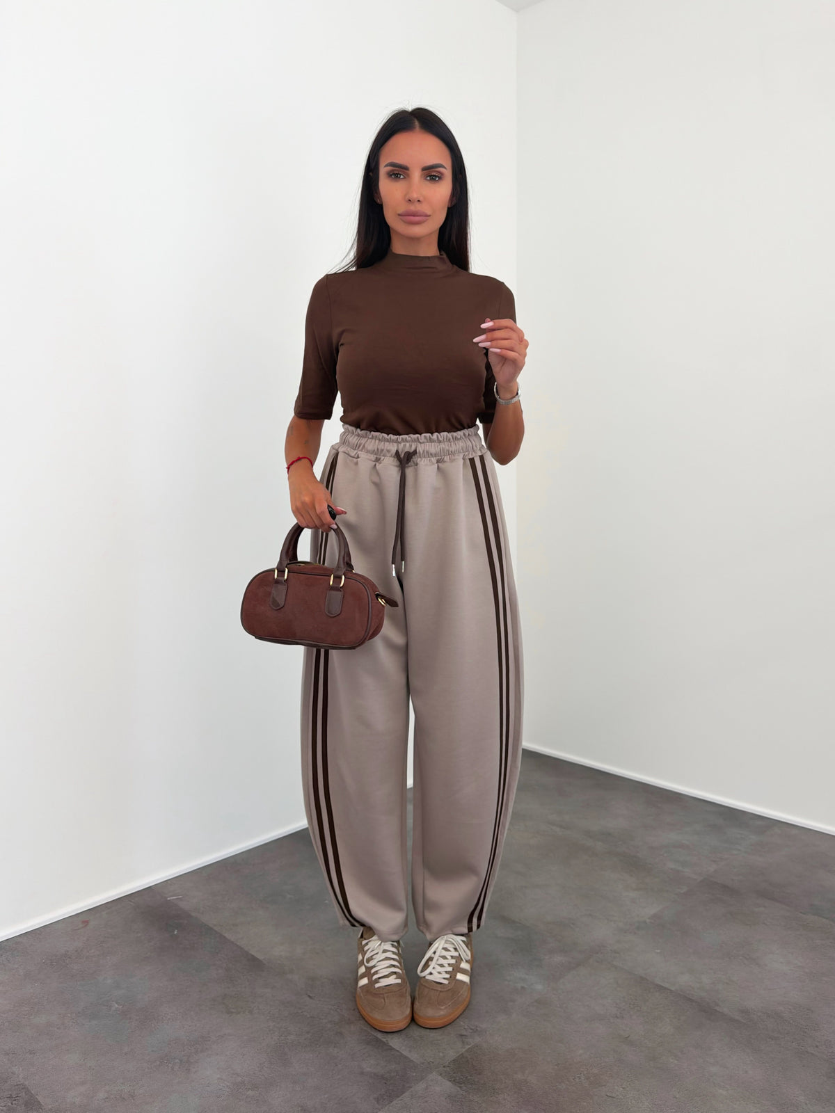 Pantalone Tuta Essential - Tortora